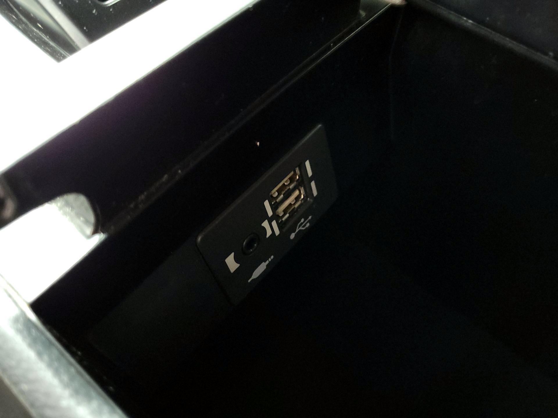 Thumbnail: 2022 Lexus UX - 16