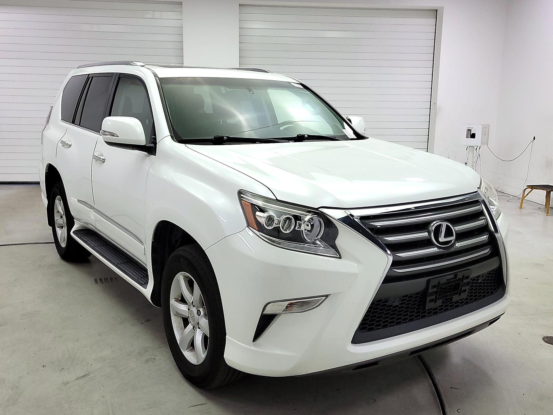 Thumbnail: 2015 Lexus GX - 1