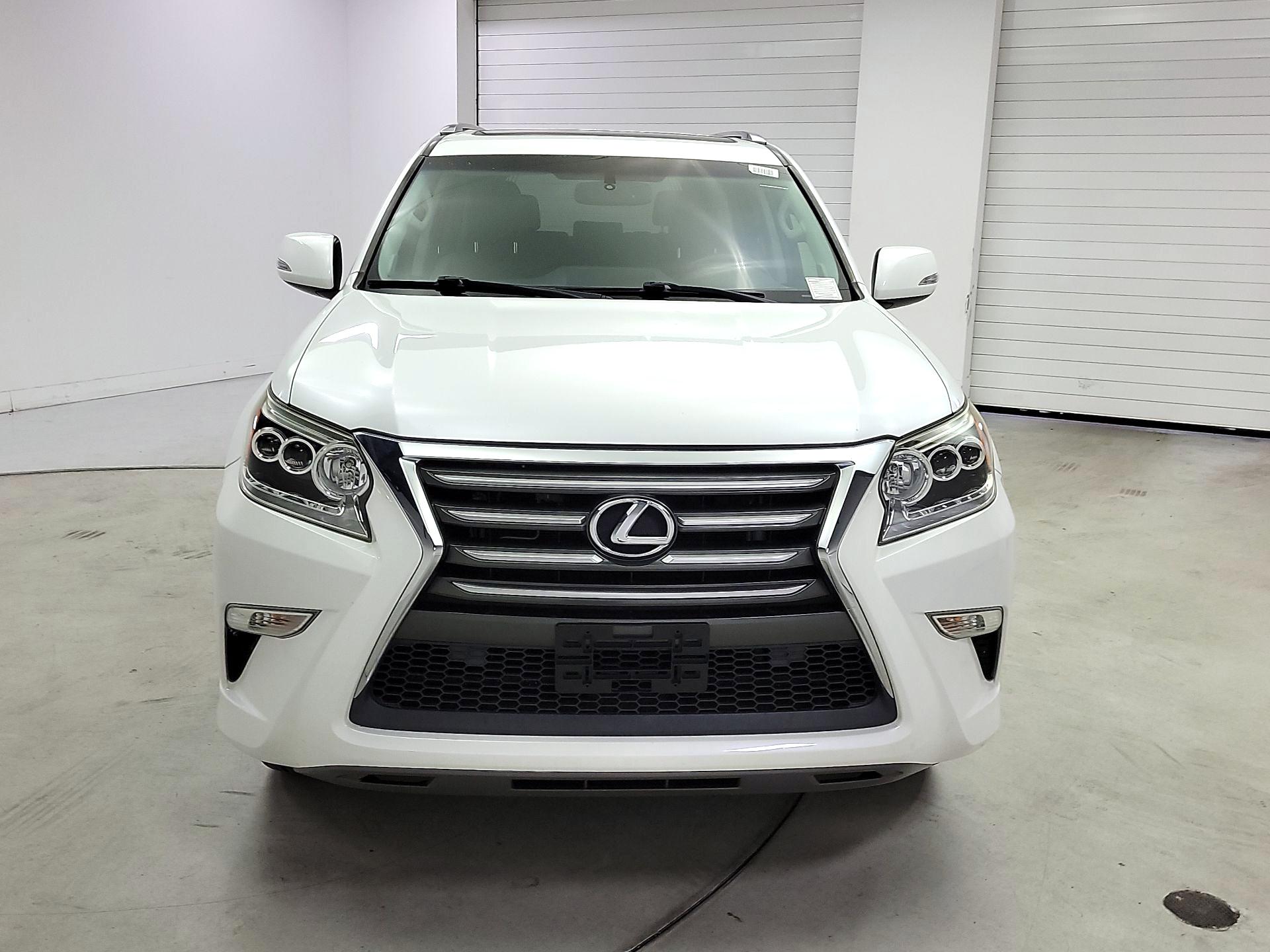 Thumbnail: 2015 Lexus GX - 2