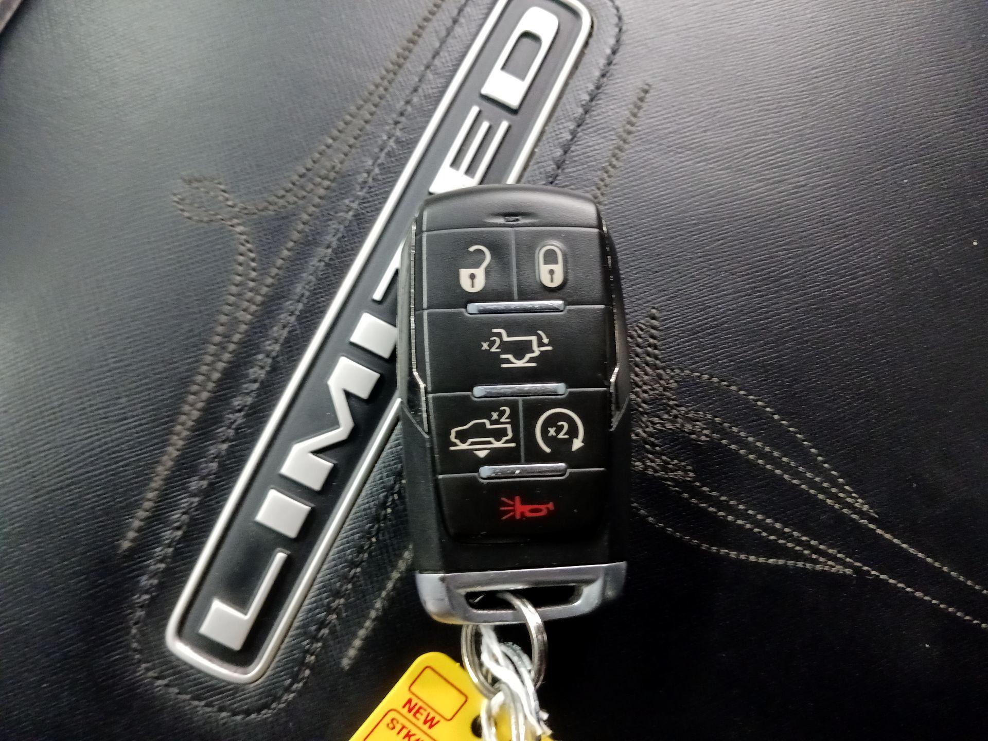 Thumbnail: 2021 RAM 1500 - 18