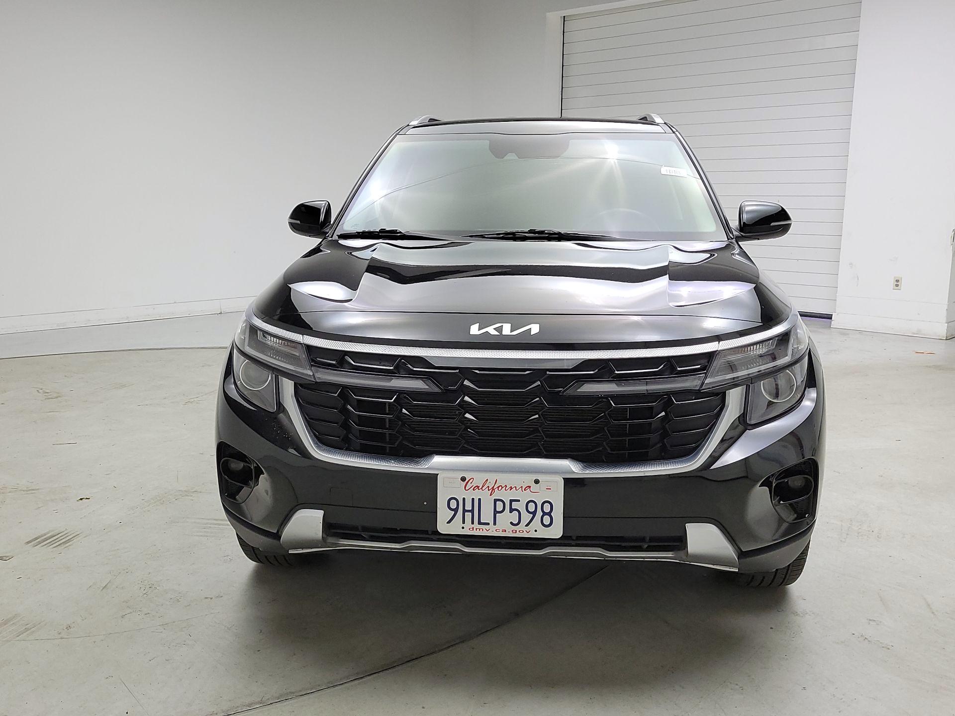 Thumbnail: 2024 Kia Seltos - 2