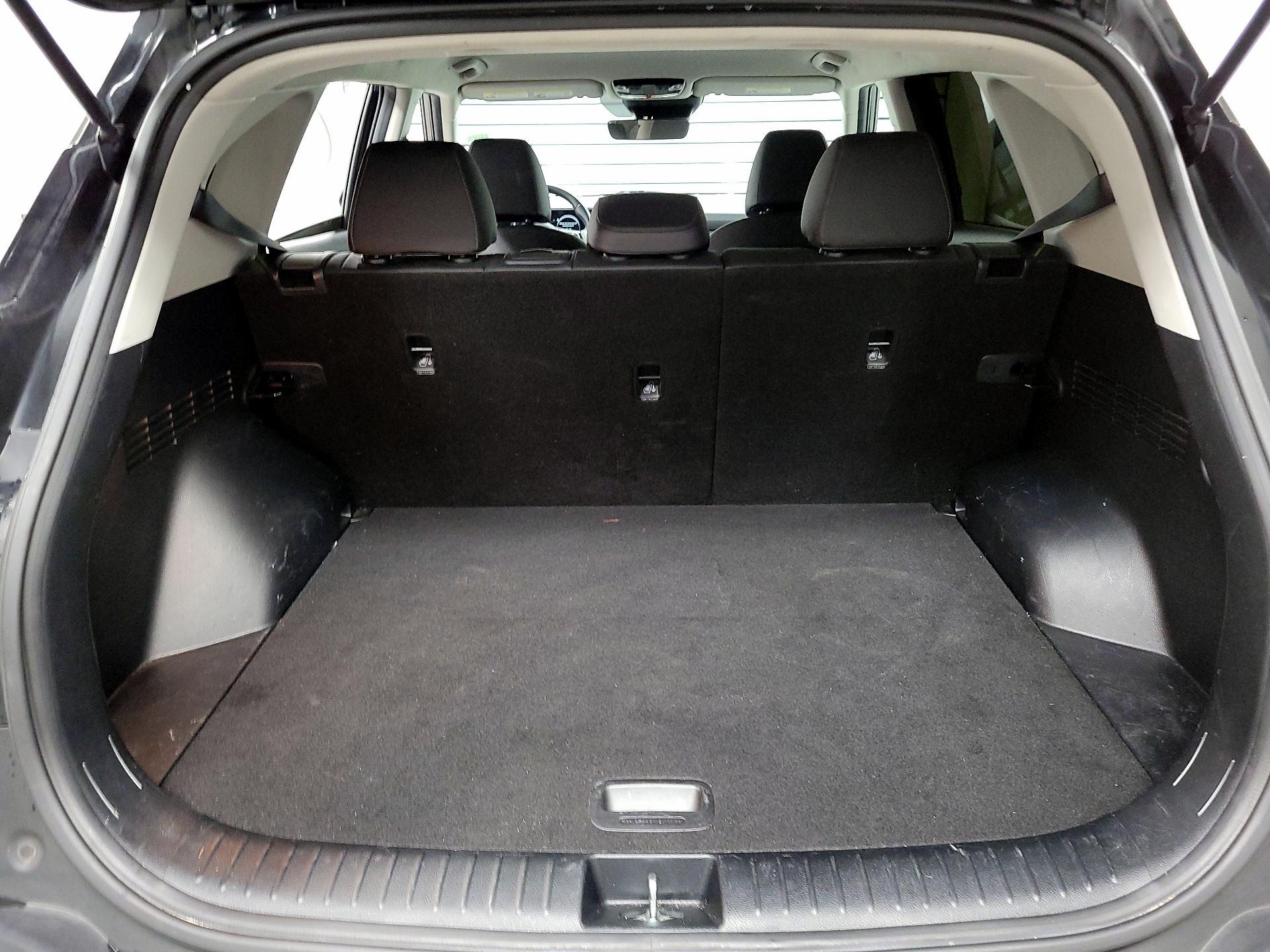 Thumbnail: 2024 Kia Seltos - 19