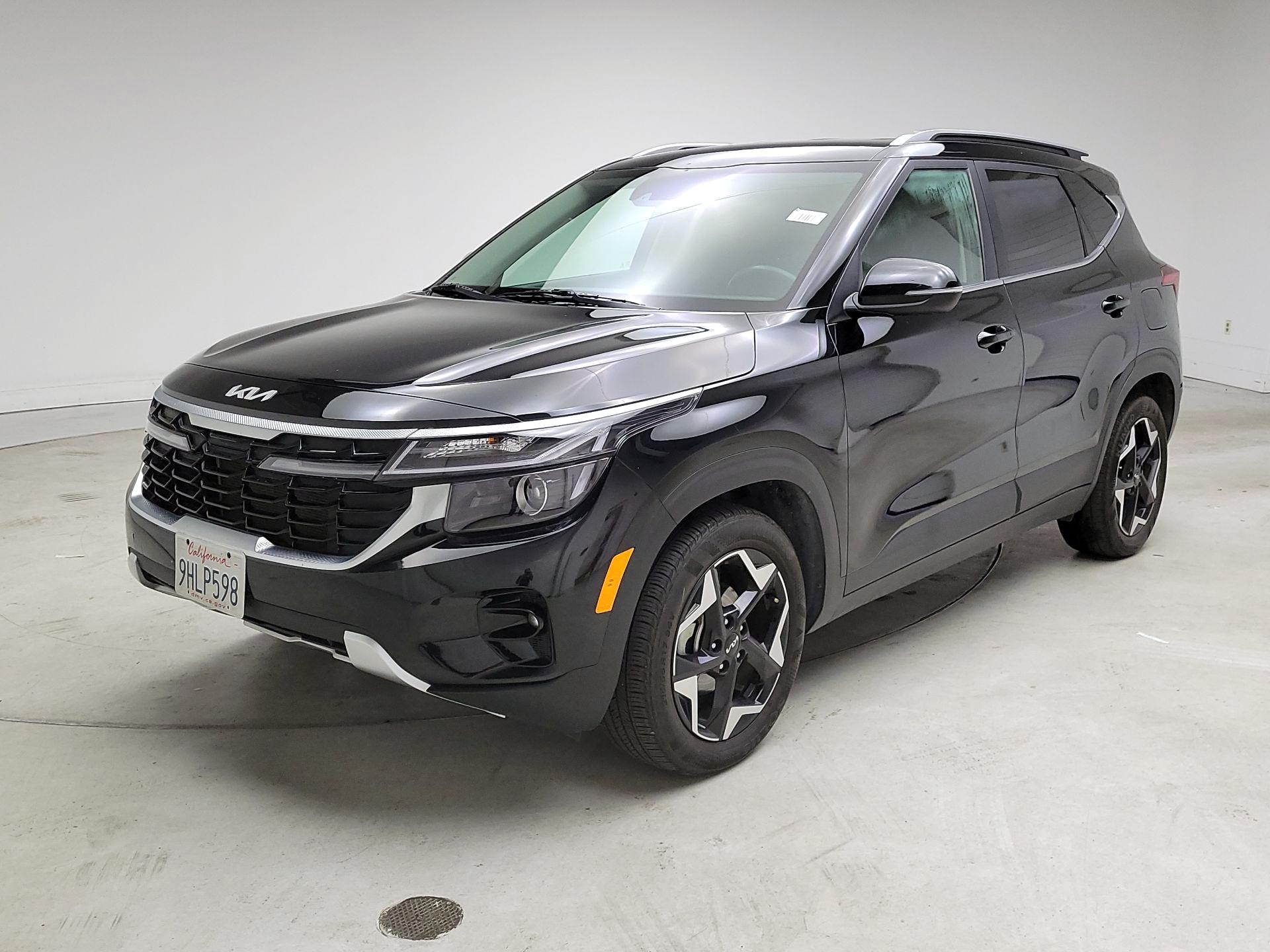 Thumbnail: 2024 Kia Seltos - 3