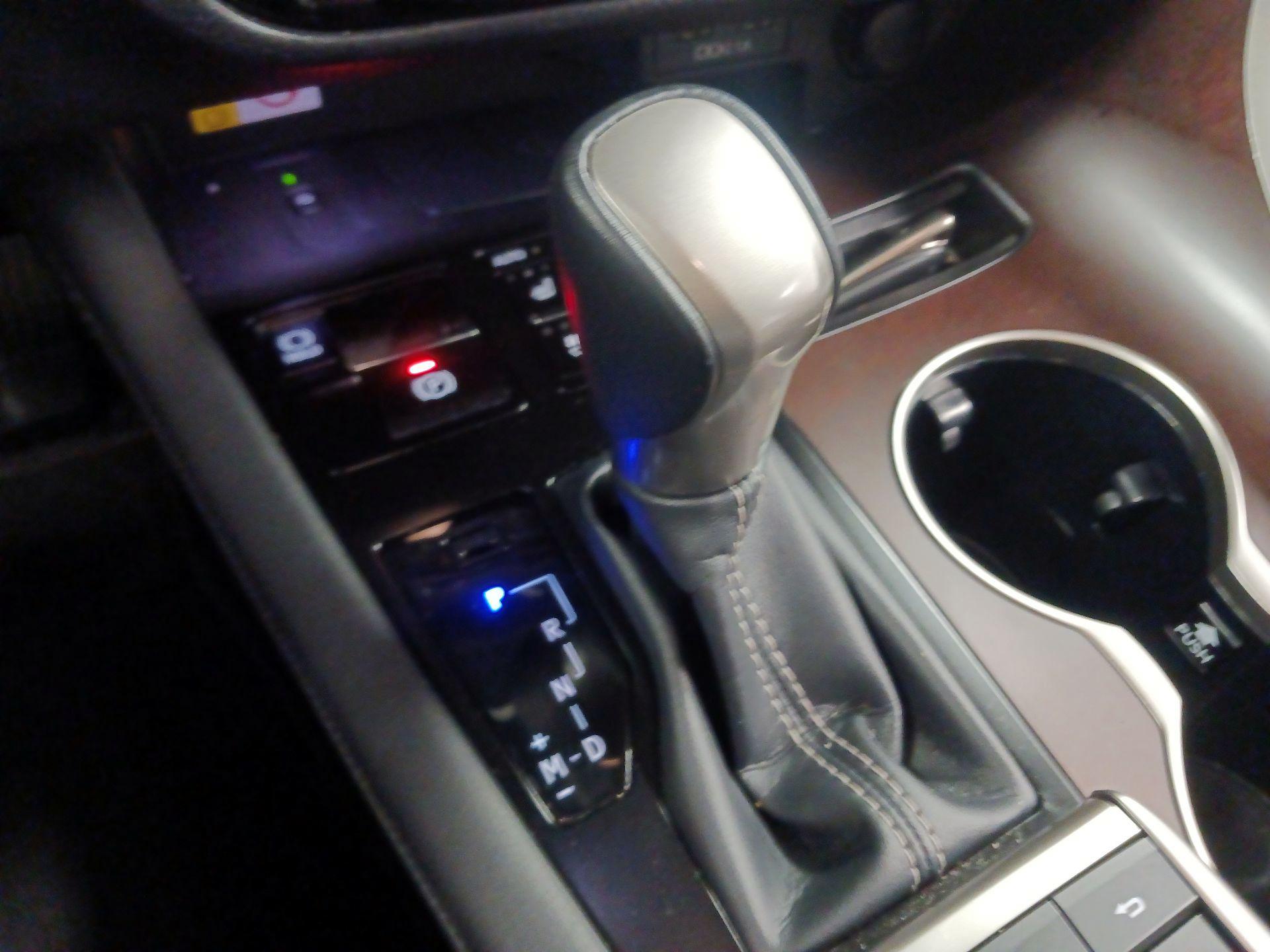 Thumbnail: 2022 Lexus RX - 13