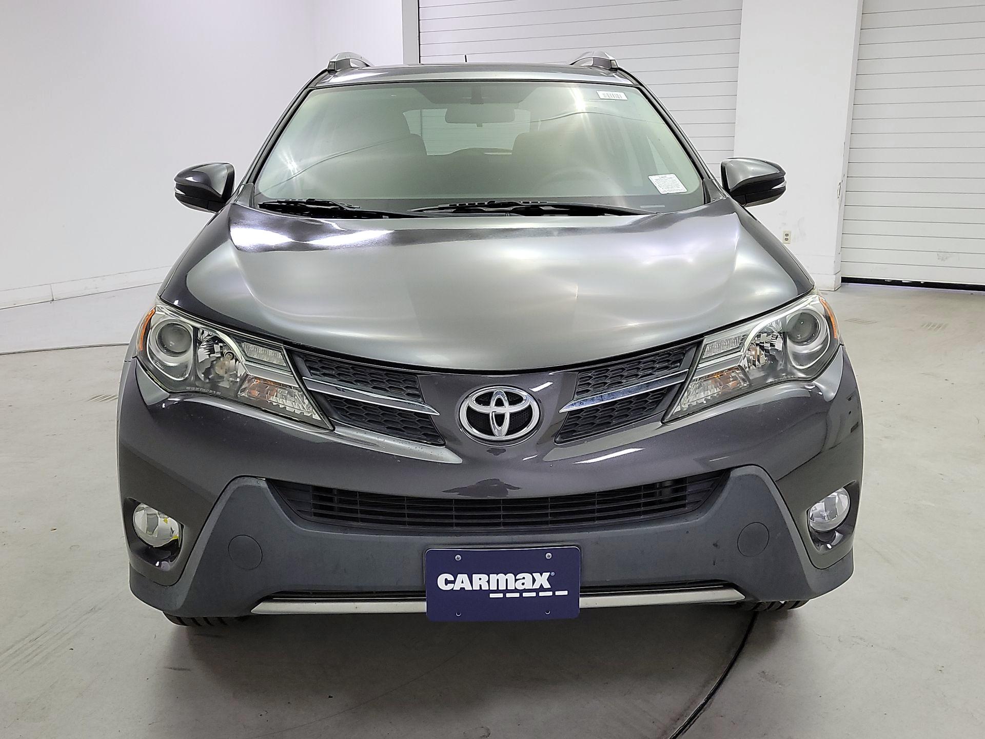 Thumbnail: 2015 Toyota RAV4 - 2