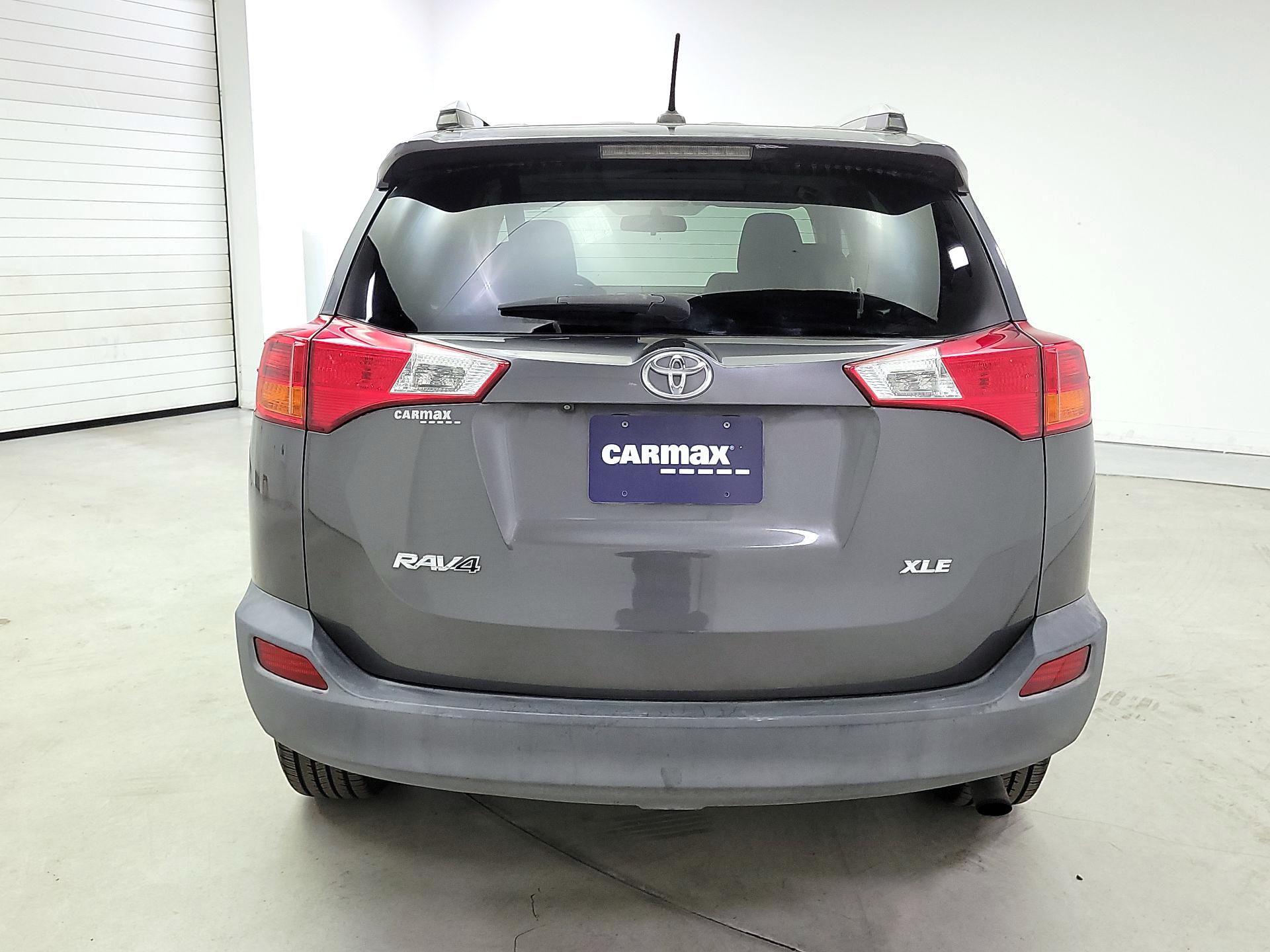 Thumbnail: 2015 Toyota RAV4 - 6