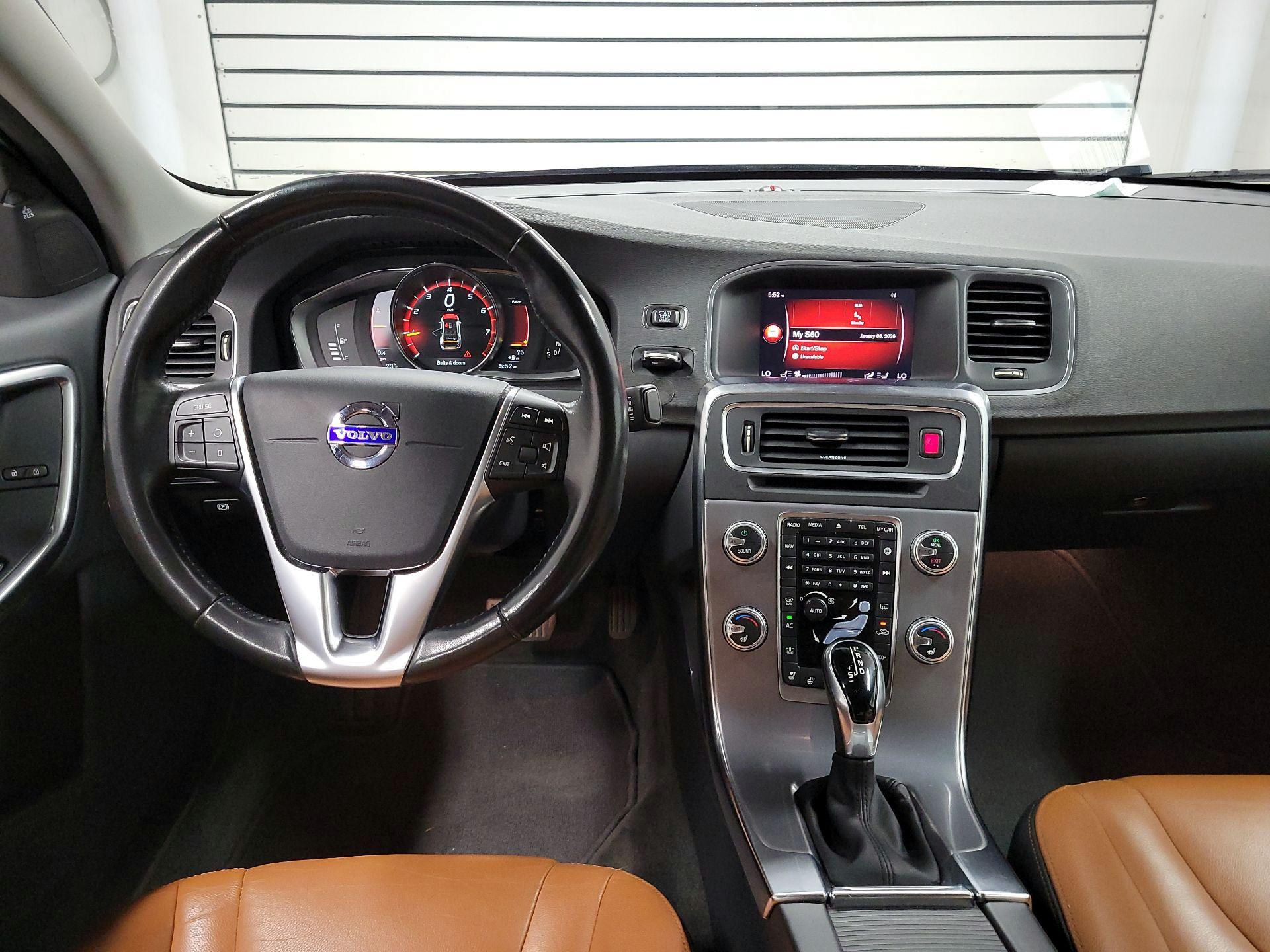 Thumbnail: 2017 Volvo S60 - 8