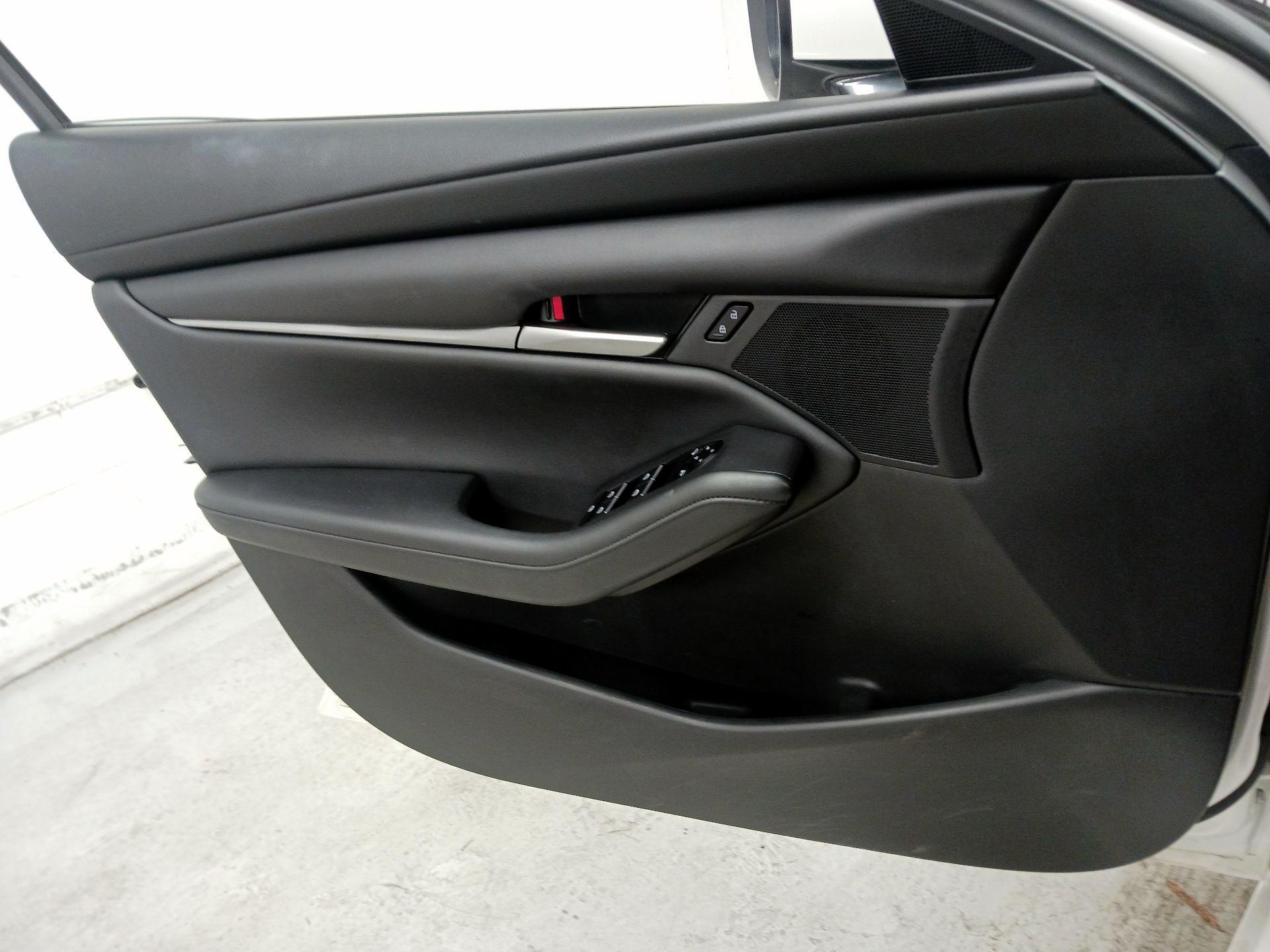 Thumbnail: 2022 Mazda Mazda3 - 12