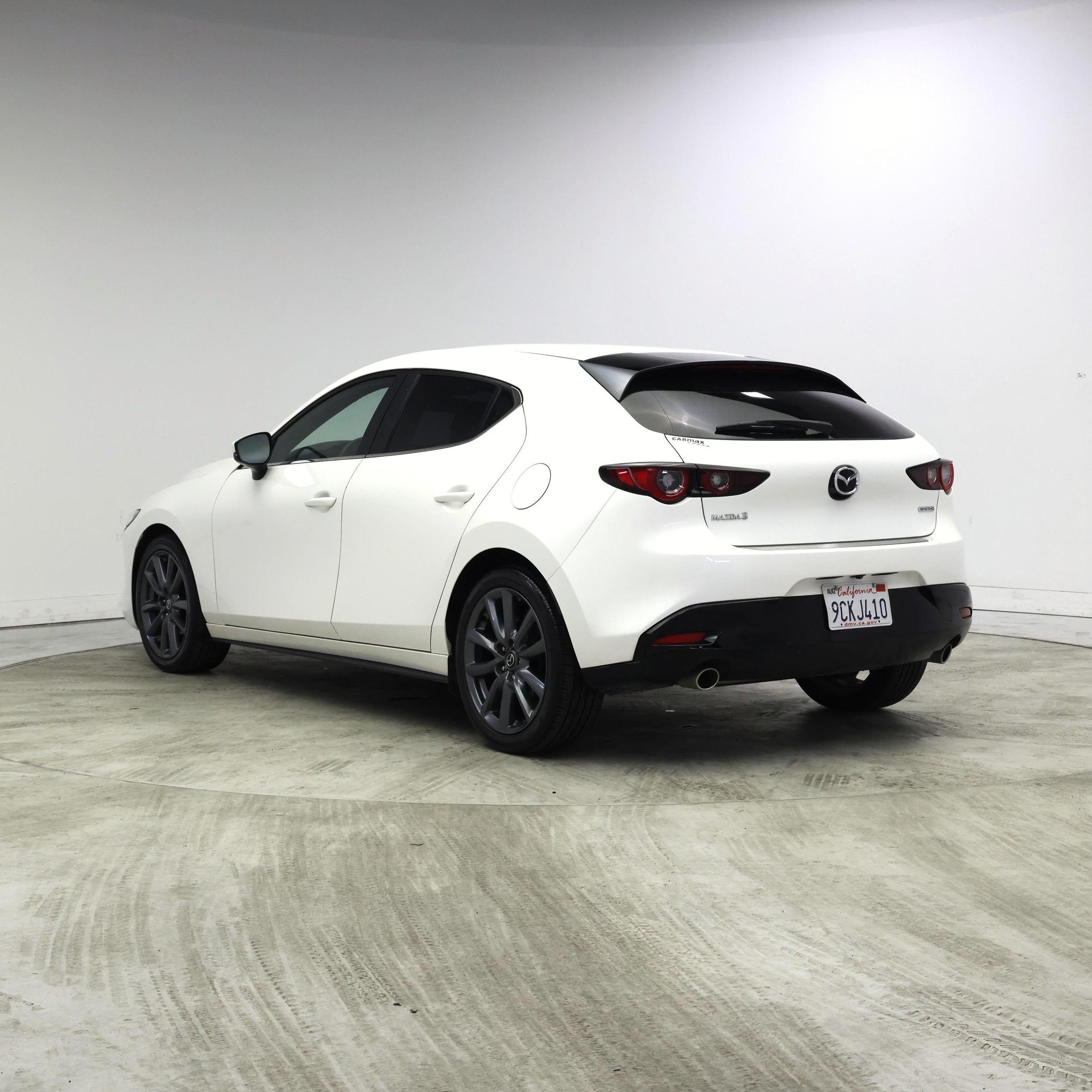 Thumbnail: 2022 Mazda Mazda3 - 2