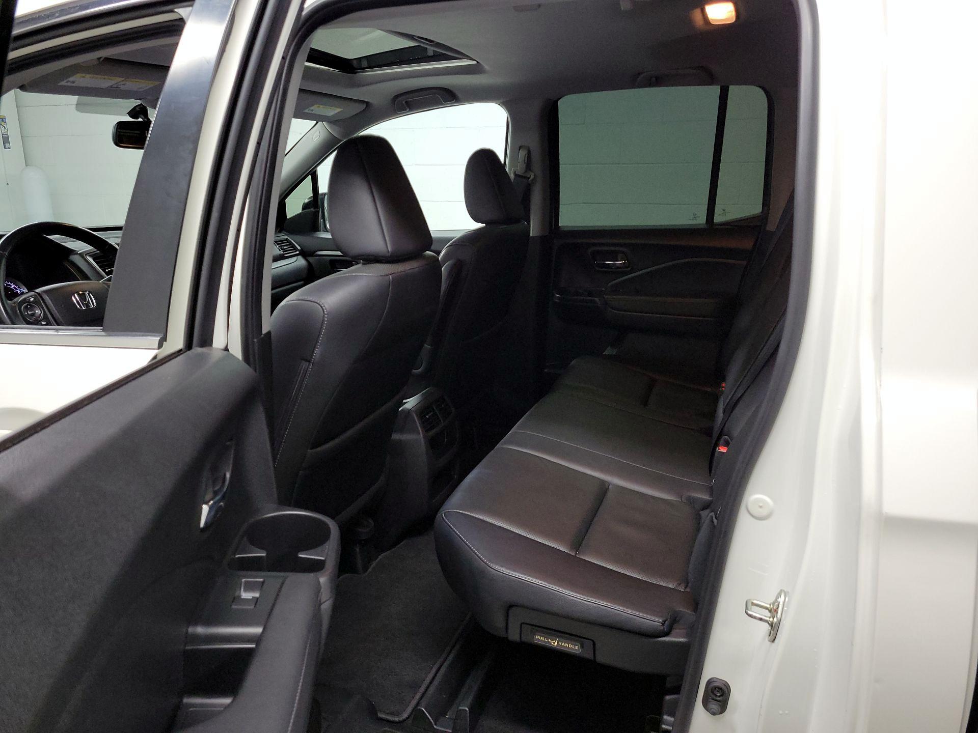 Thumbnail: 2019 Honda Ridgeline - 19