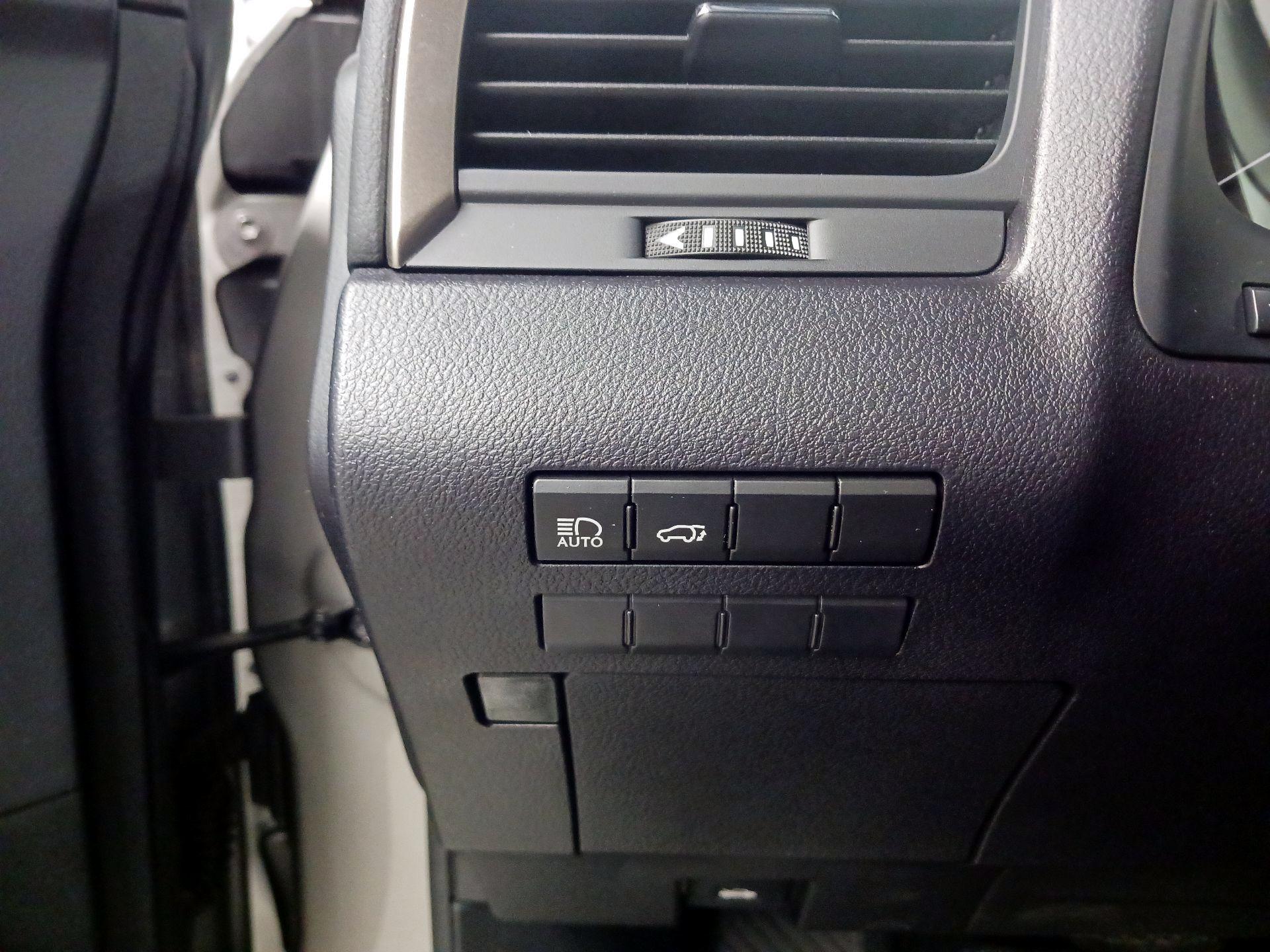 Thumbnail: 2021 Lexus RX - 11