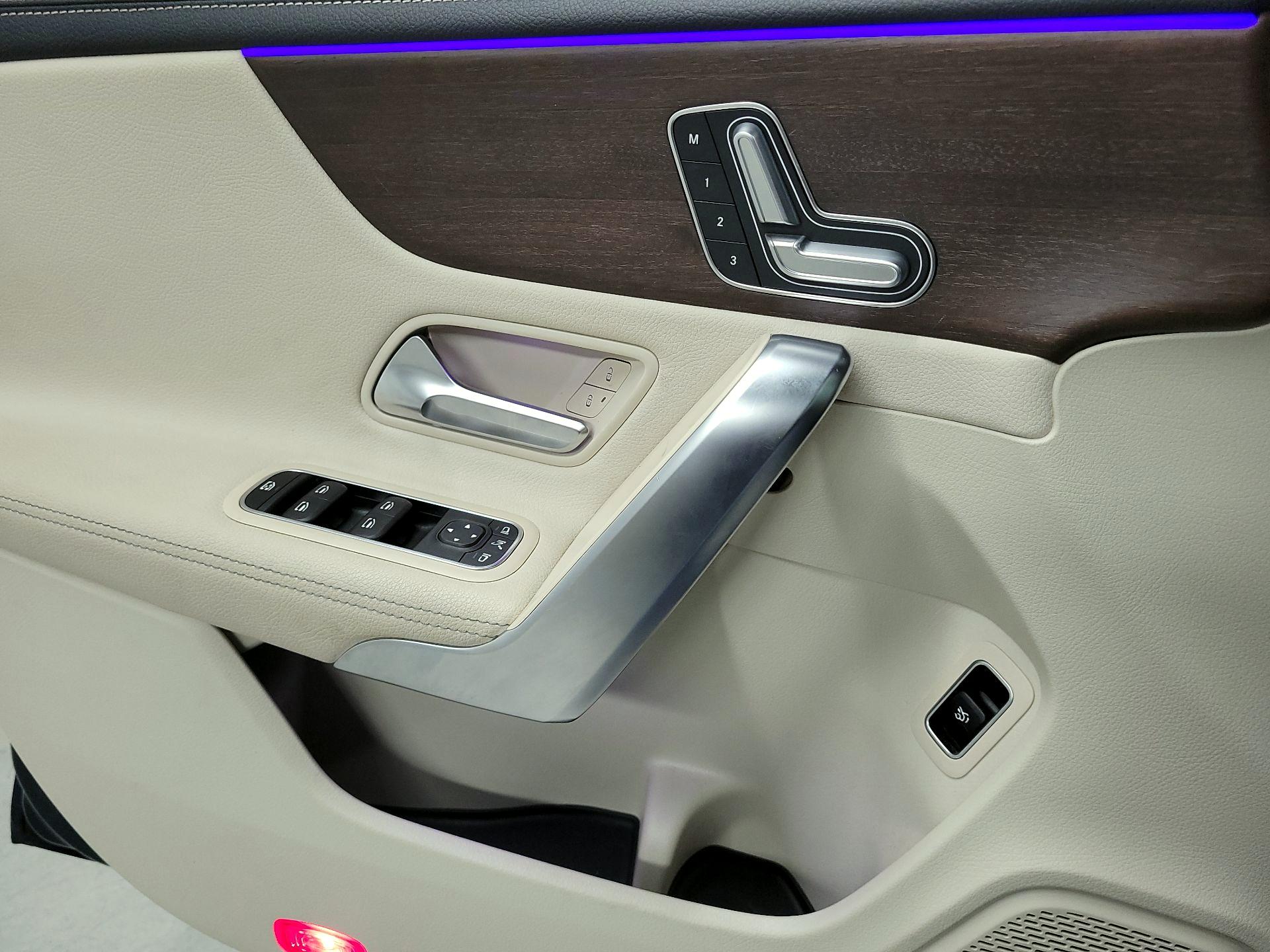 Thumbnail: 2023 Mercedes-Benz CLA - 10