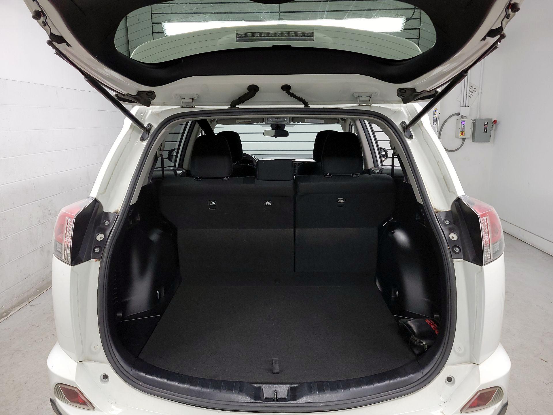 Thumbnail: 2017 Toyota RAV4 - 16