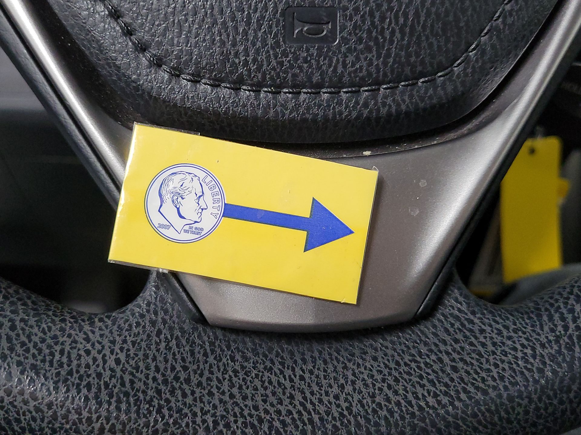 Thumbnail: 2017 Toyota RAV4 - 20