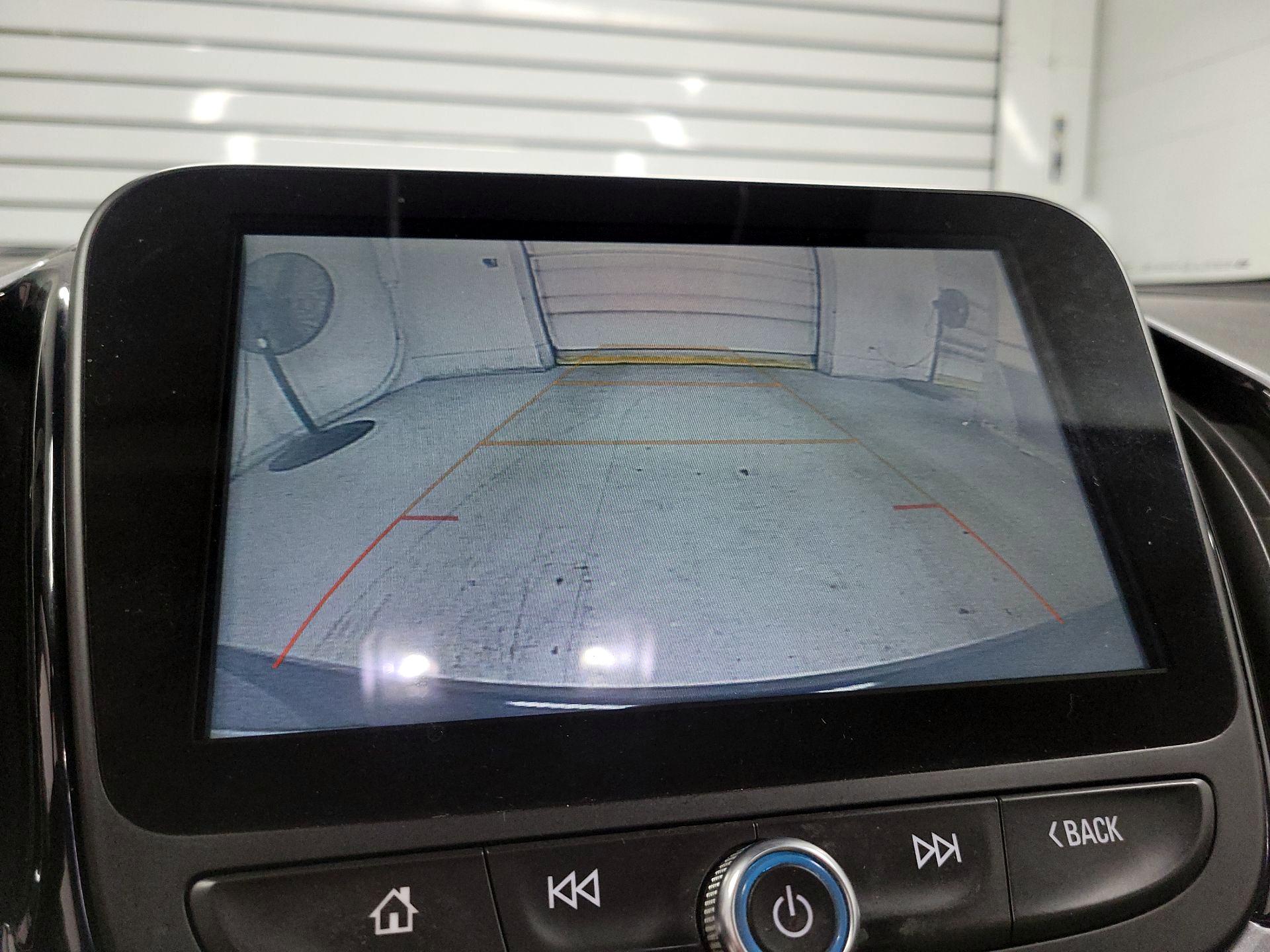 Thumbnail: 2018 Chevrolet Volt - 12