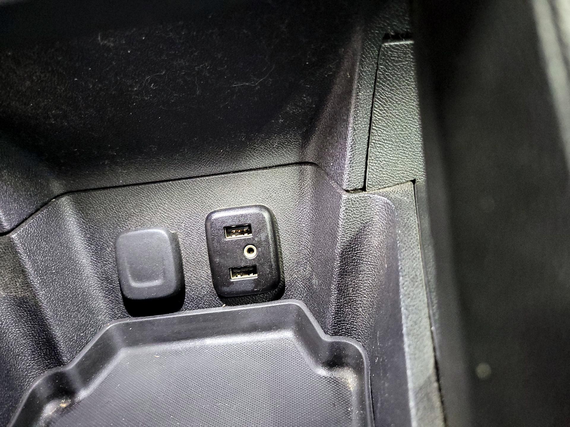 Thumbnail: 2018 Chevrolet Volt - 16