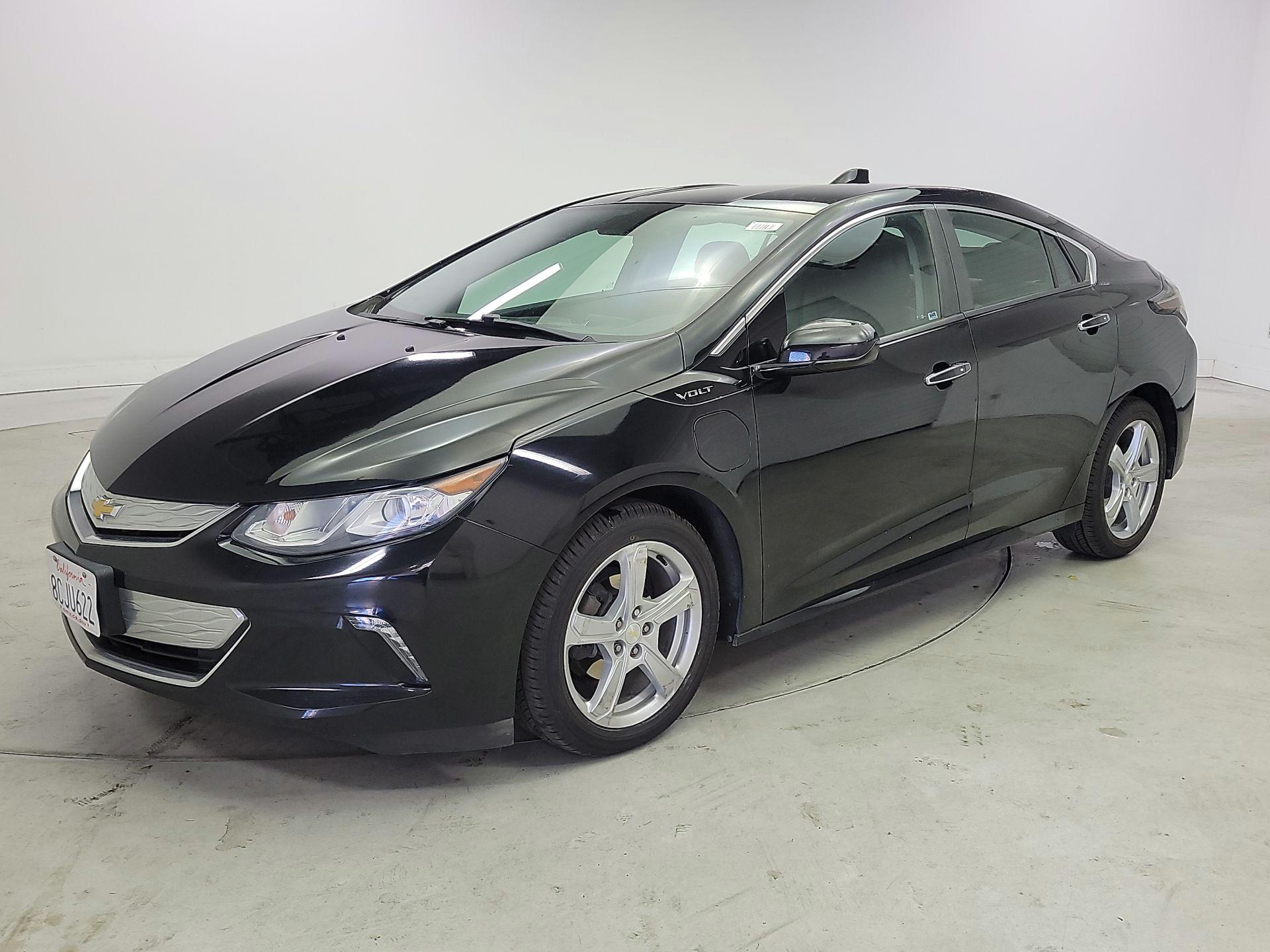 Thumbnail: 2018 Chevrolet Volt - 3