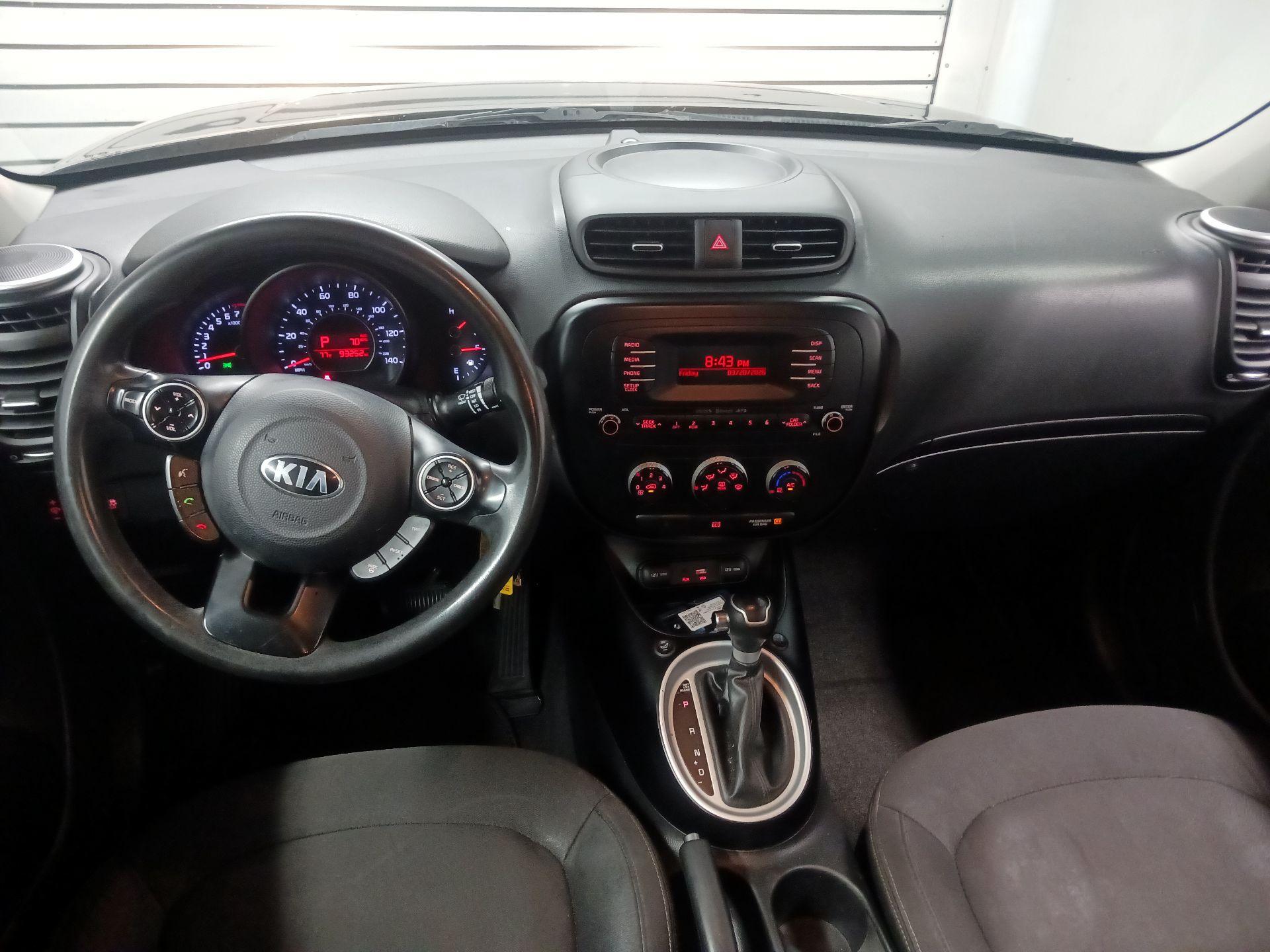 Thumbnail: 2016 Kia Soul - 9