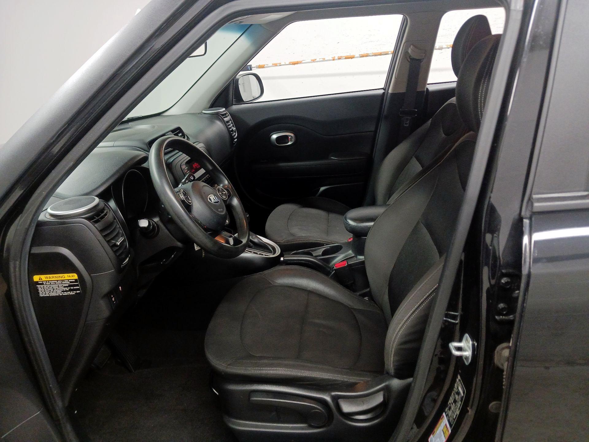 Thumbnail: 2016 Kia Soul - 11