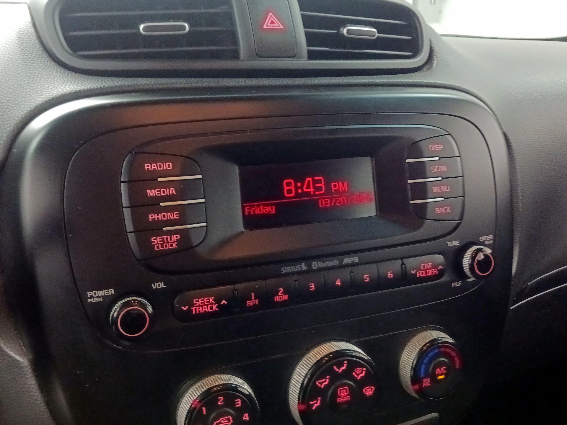 Thumbnail: 2016 Kia Soul - 13