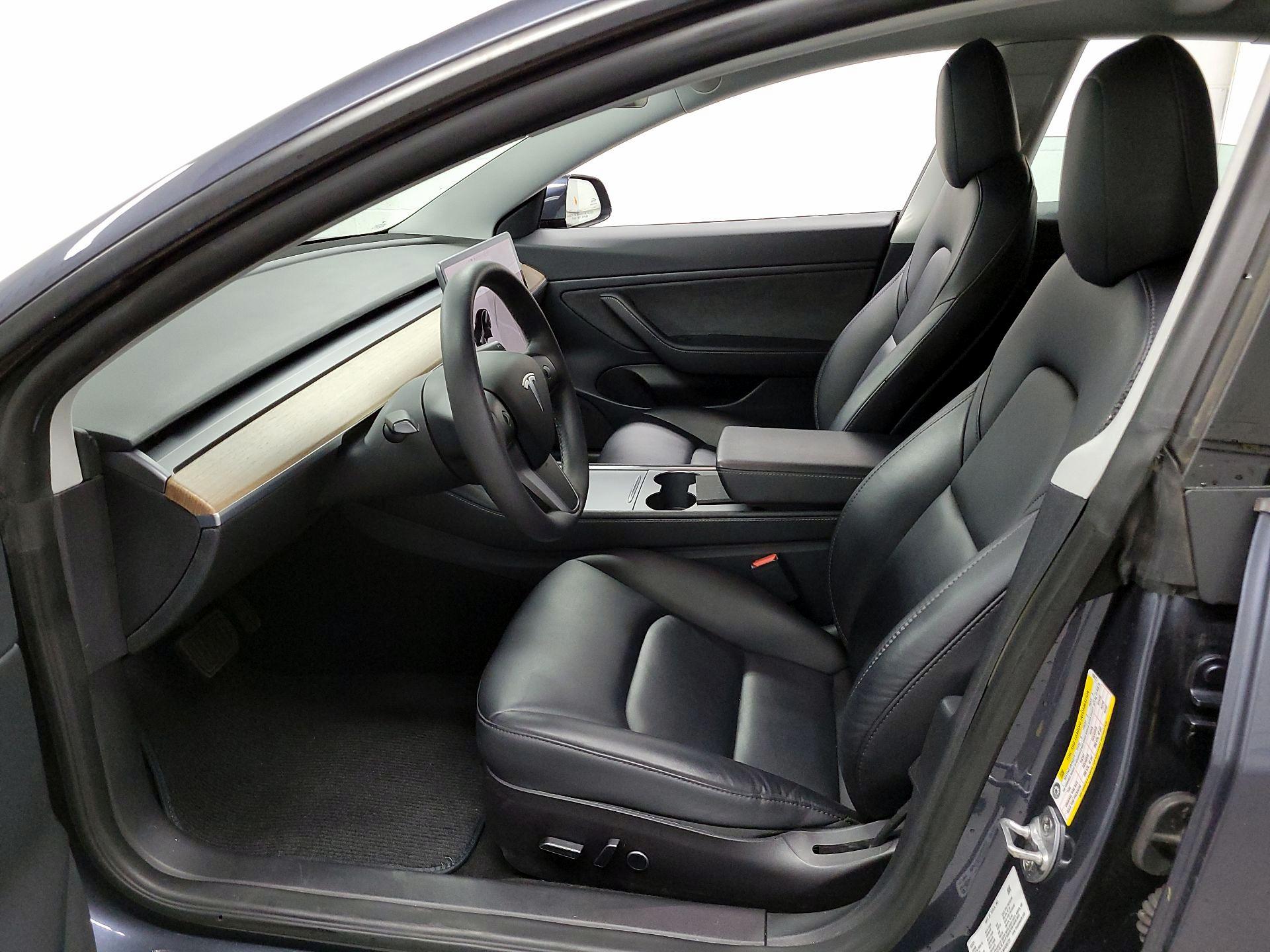 Thumbnail: 2021 Tesla Model 3 - 9