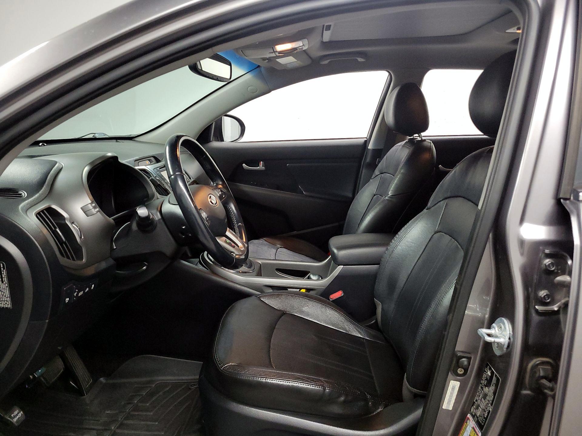 Thumbnail: 2014 Kia Sportage - 9