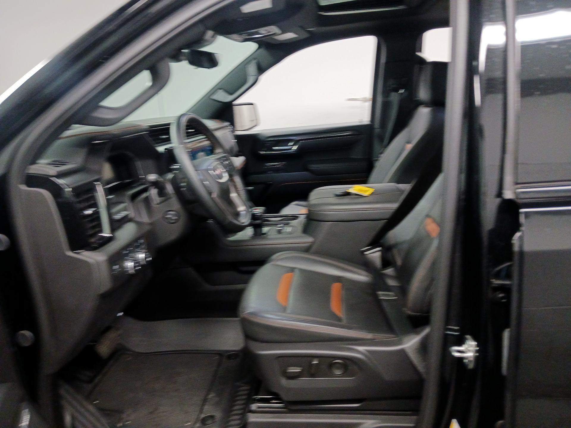 Thumbnail: 2025 GMC Sierra 1500 - 9