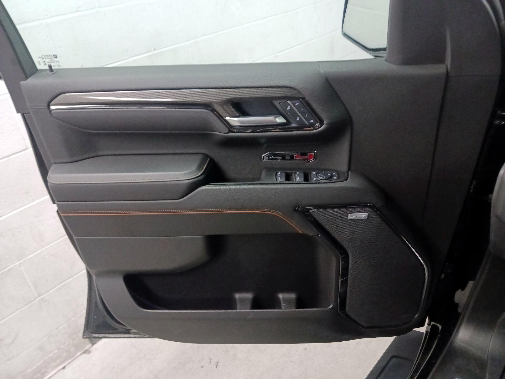 Thumbnail: 2025 GMC Sierra 1500 - 10