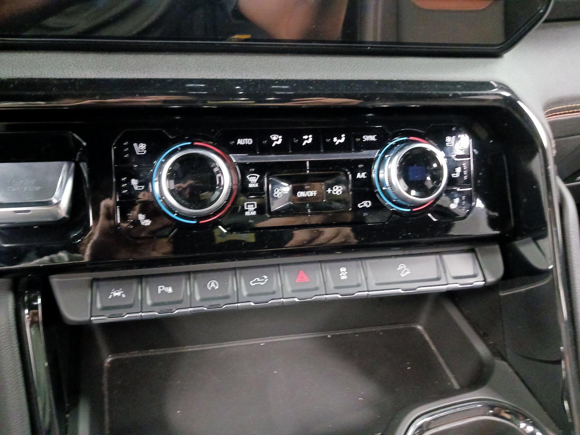 Thumbnail: 2025 GMC Sierra 1500 - 15