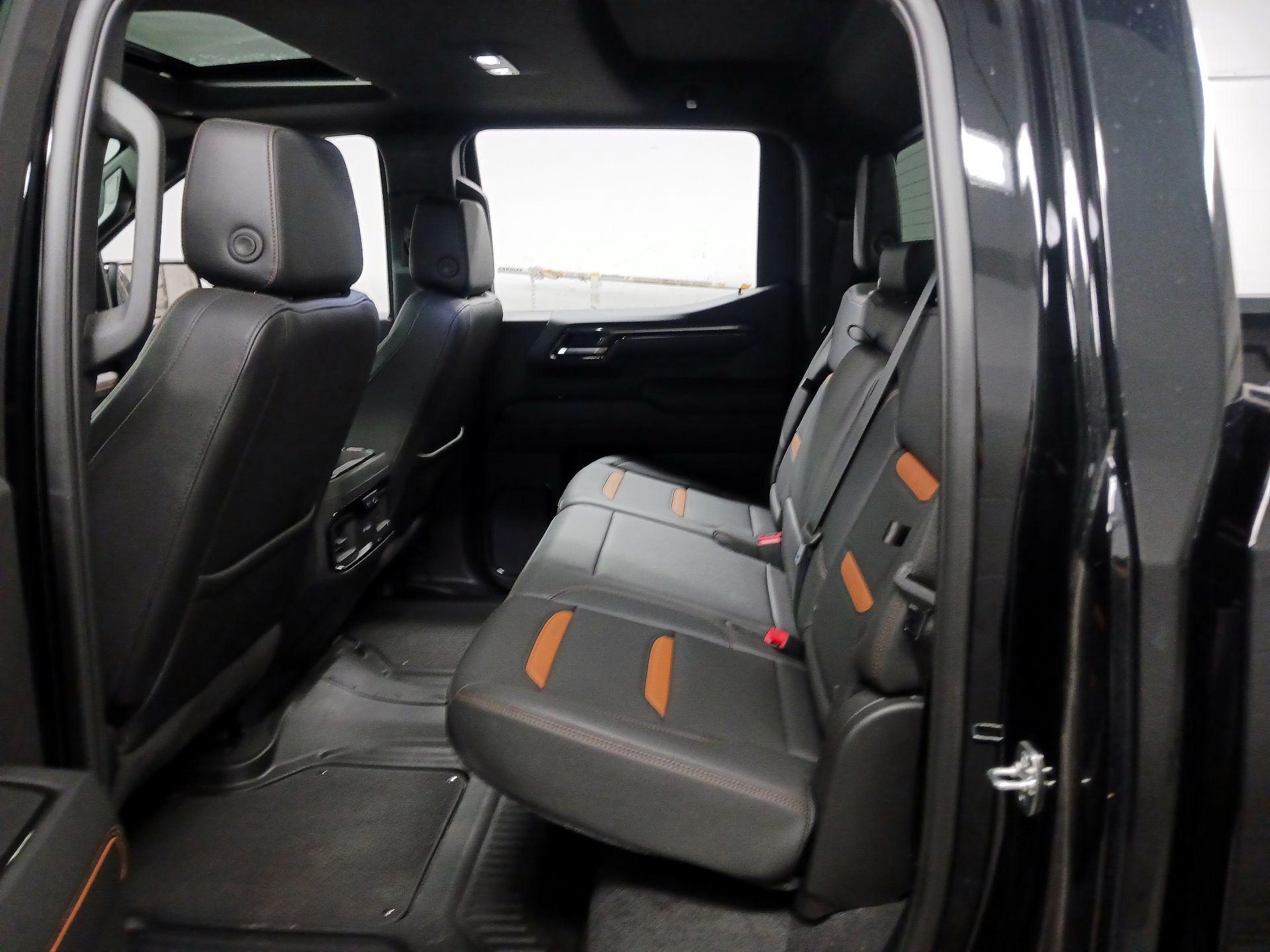 Thumbnail: 2025 GMC Sierra 1500 - 19