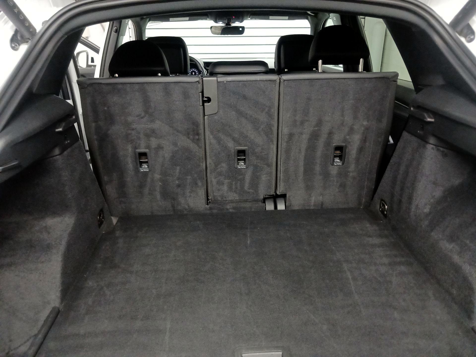 Thumbnail: 2024 Audi Q3 - 15