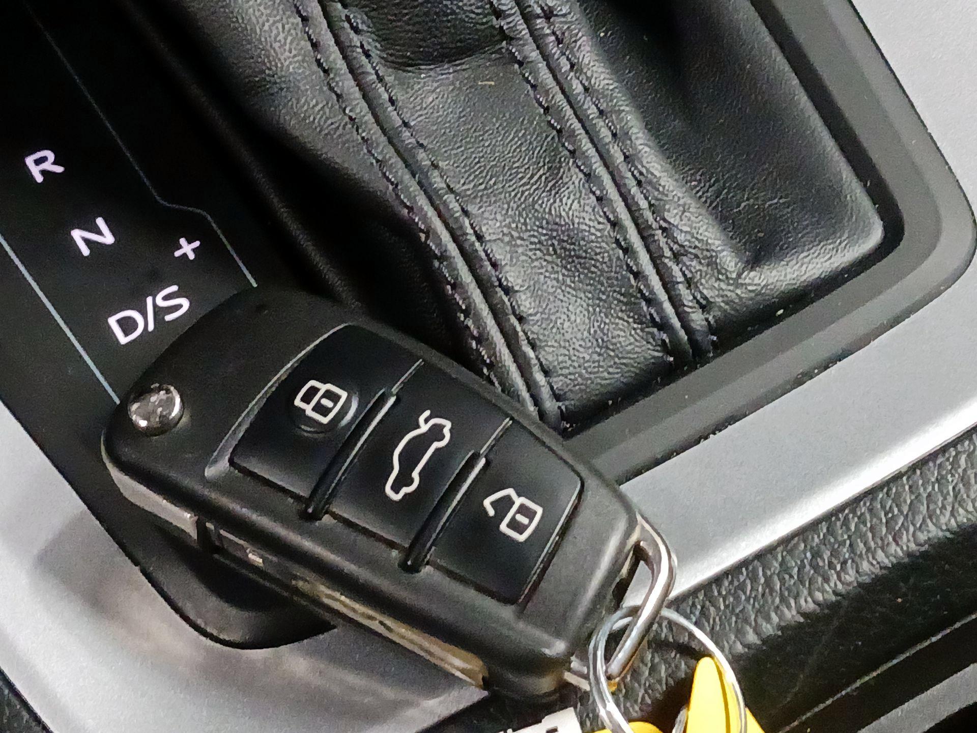 Thumbnail: 2024 Audi Q3 - 17