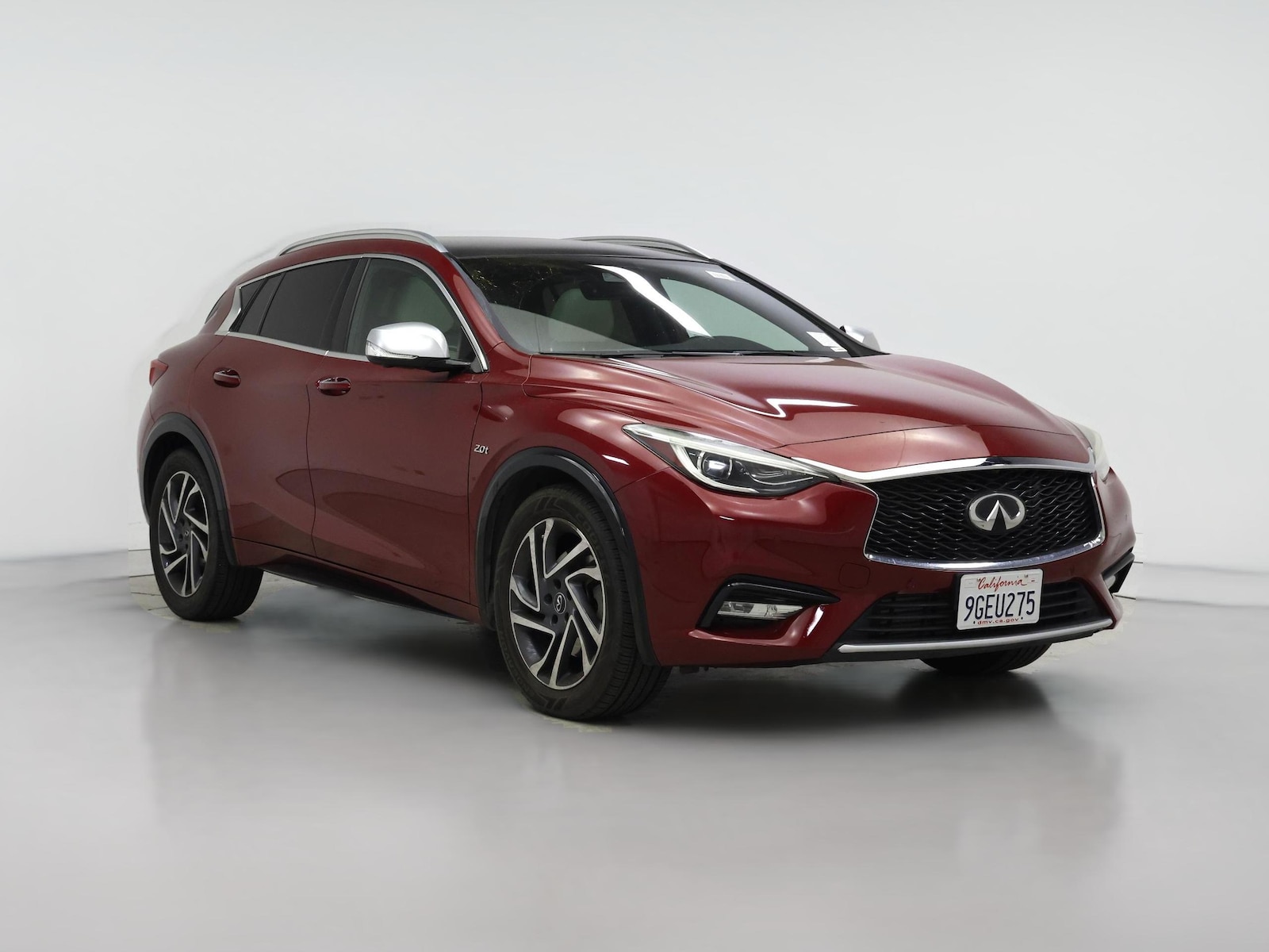 2017 INFINITI QX30 Premium