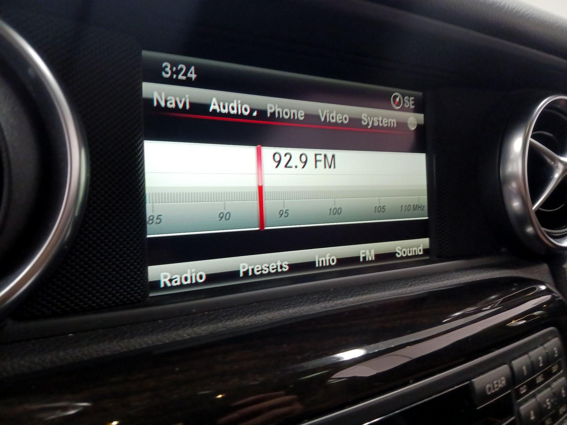 Thumbnail: 2015 Mercedes-Benz SLK - 14