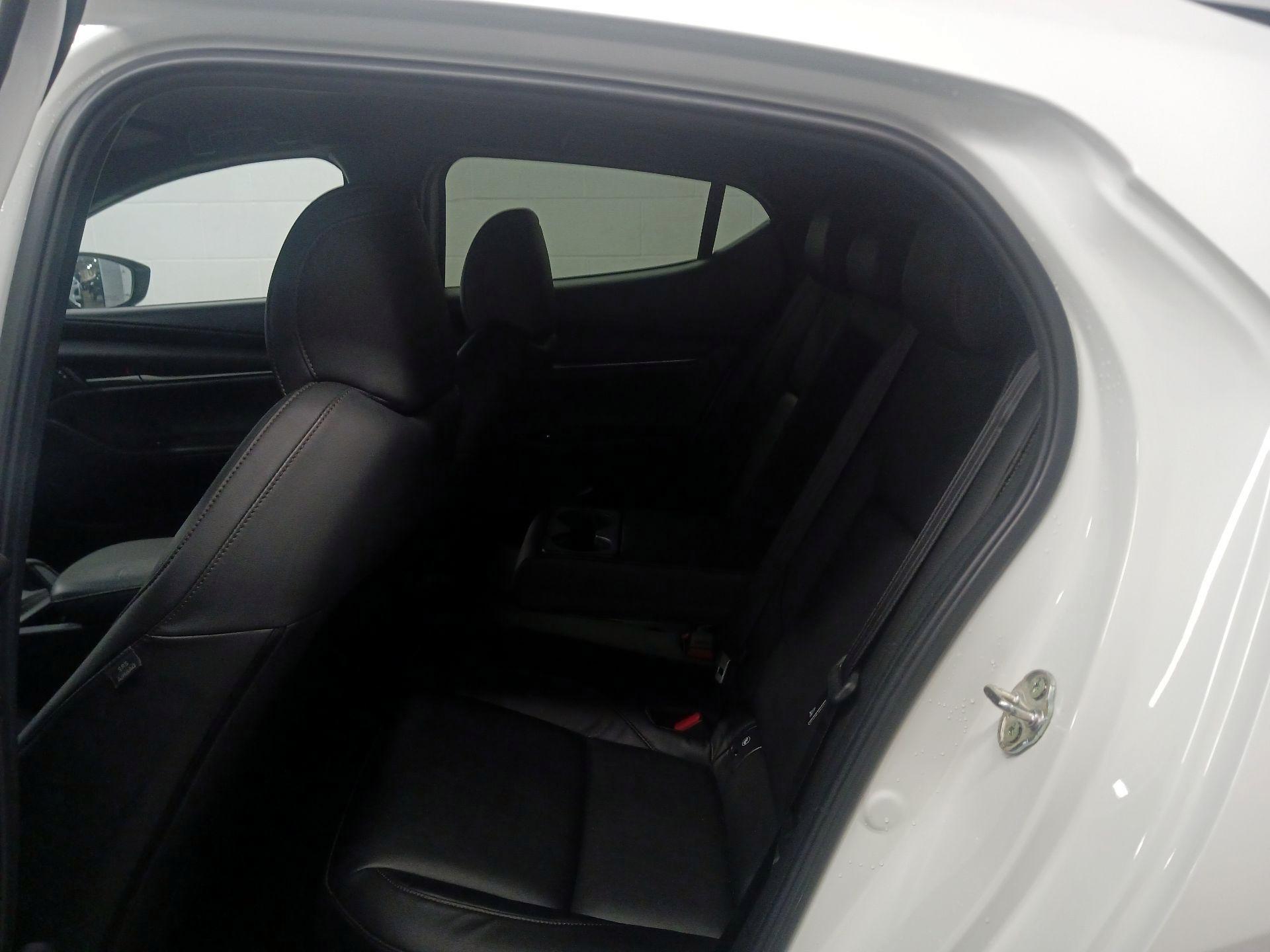 Thumbnail: 2021 Mazda Mazda3 - 14