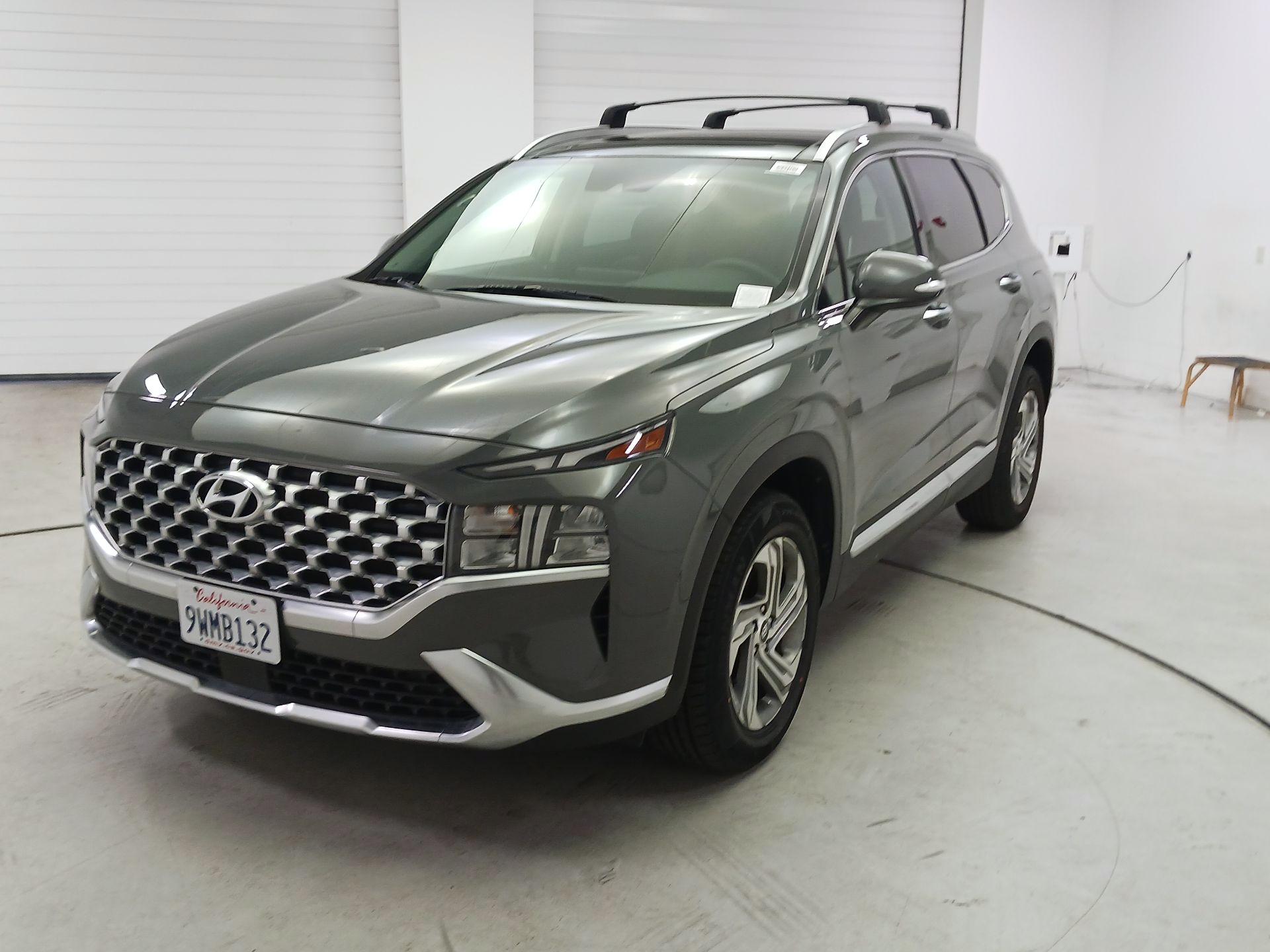 Thumbnail: 2022 Hyundai Santa Fe - 3