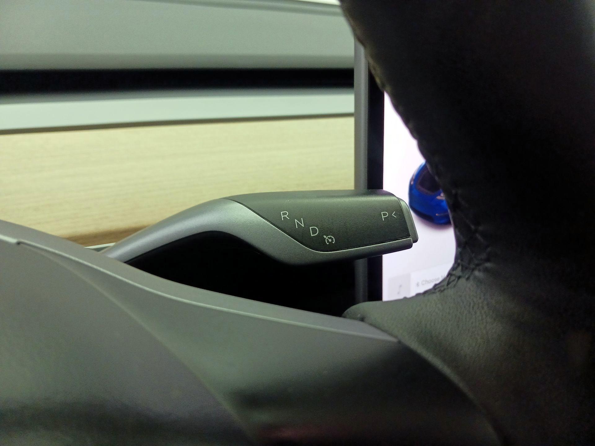 Thumbnail: 2022 Tesla Model Y - 14