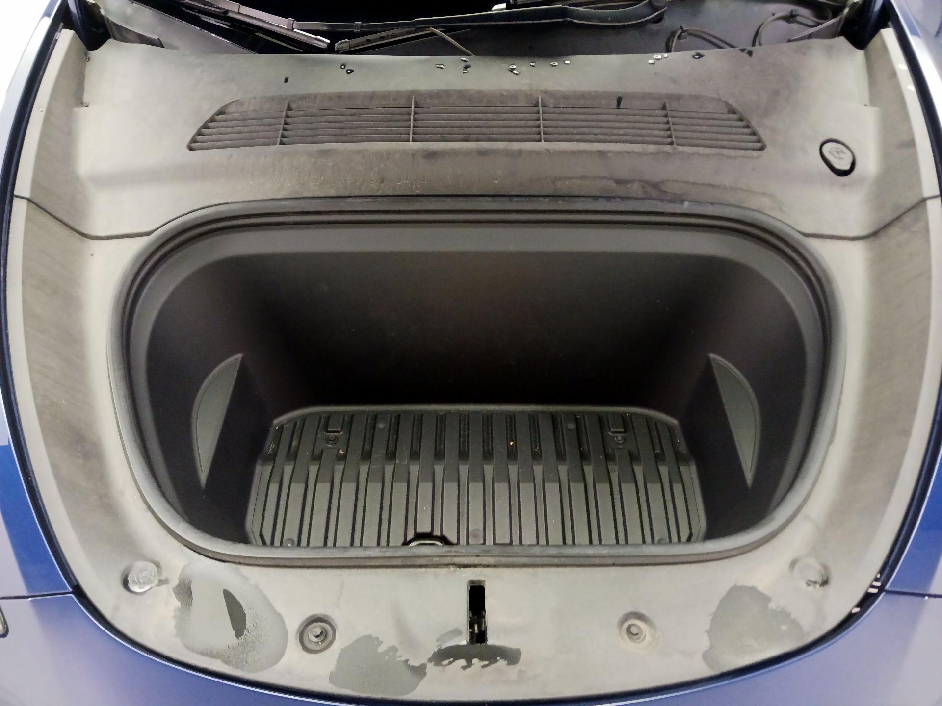 Thumbnail: 2022 Tesla Model Y - 17