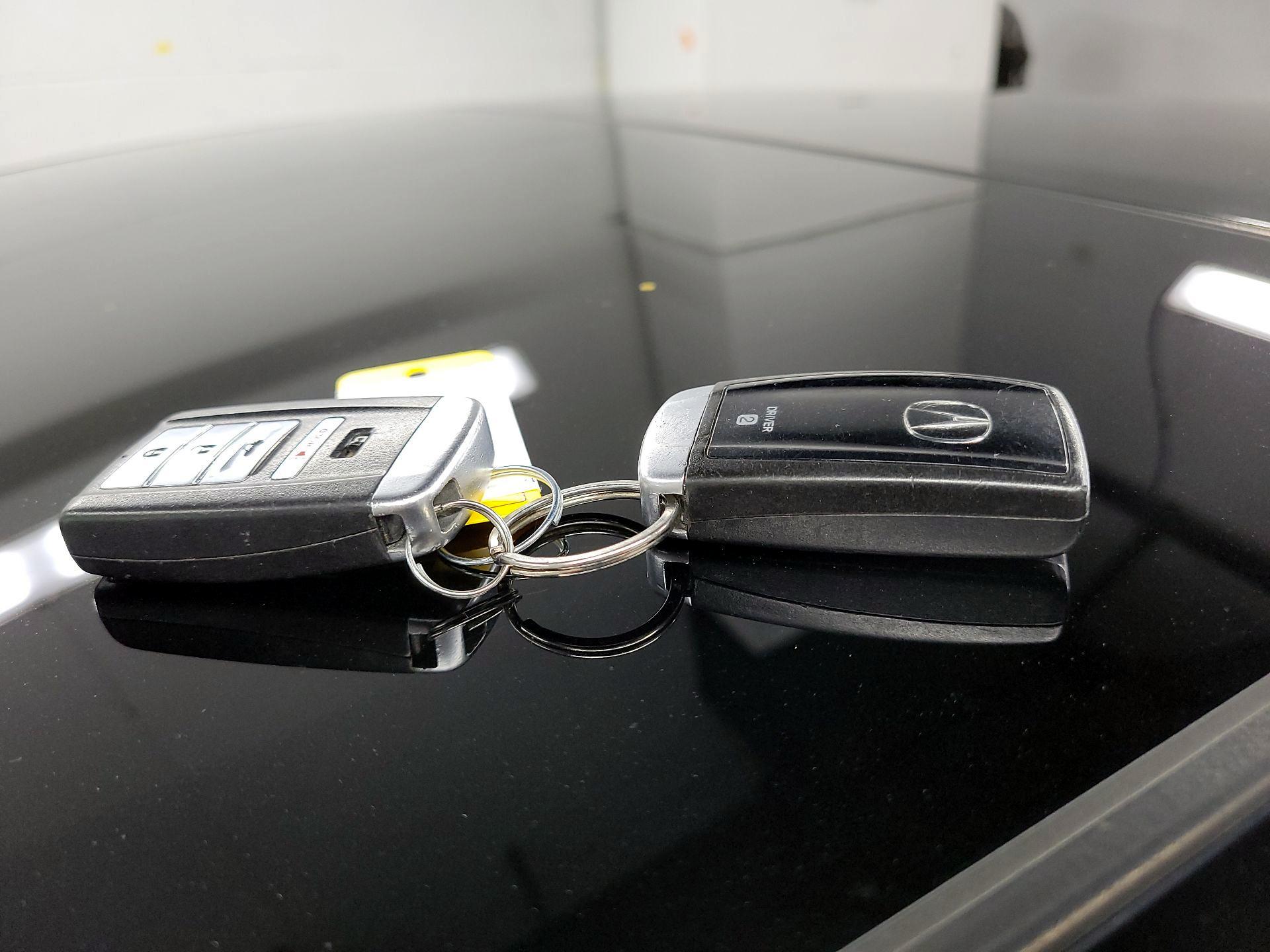 Thumbnail: 2016 Acura TLX - 20