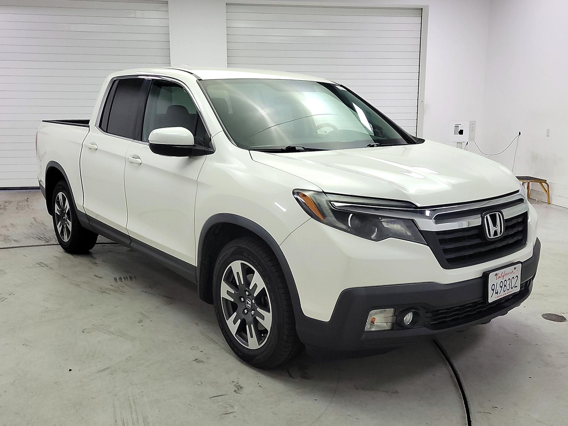 Thumbnail: 2017 Honda Ridgeline - 1
