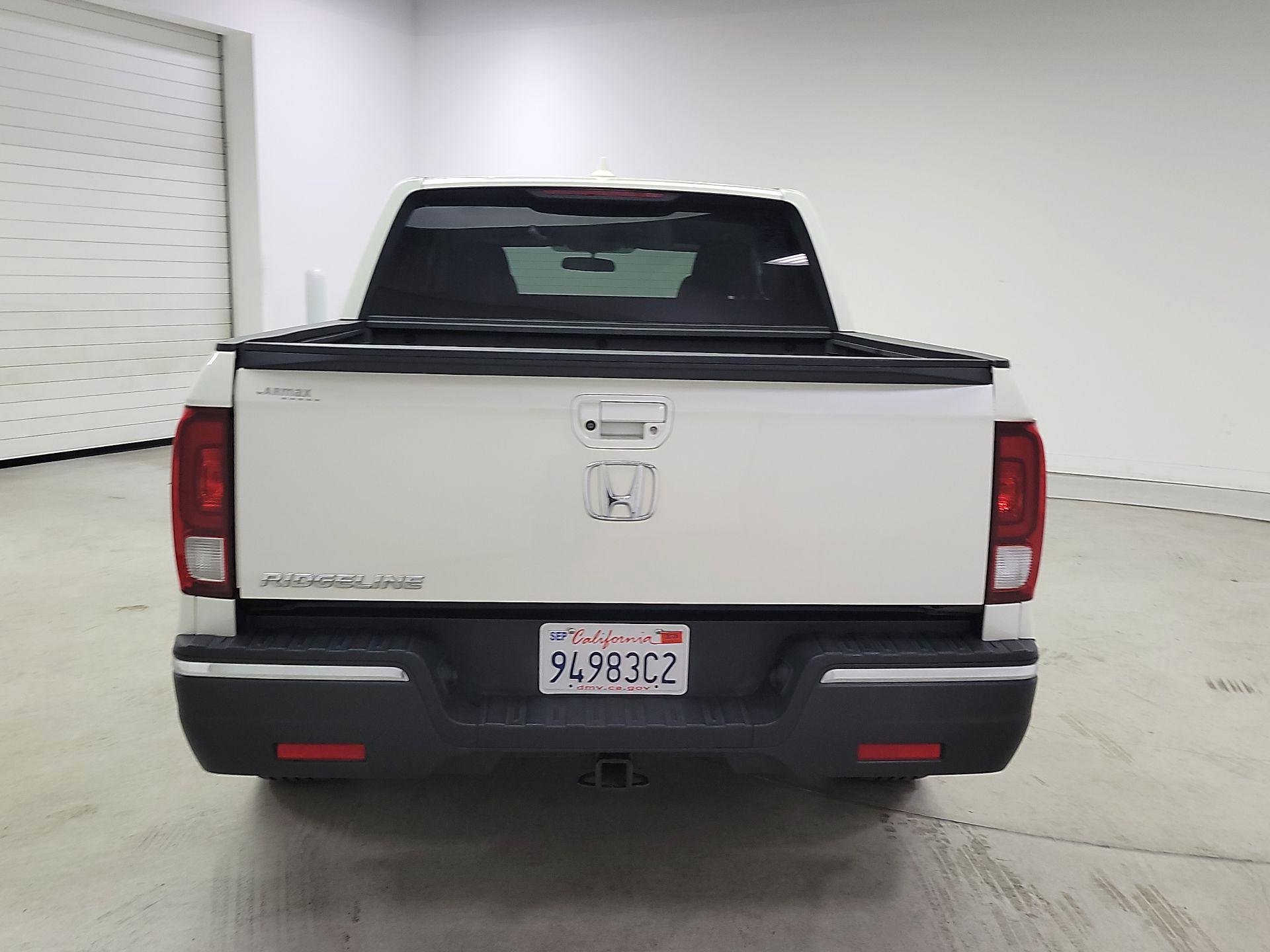 Thumbnail: 2017 Honda Ridgeline - 6