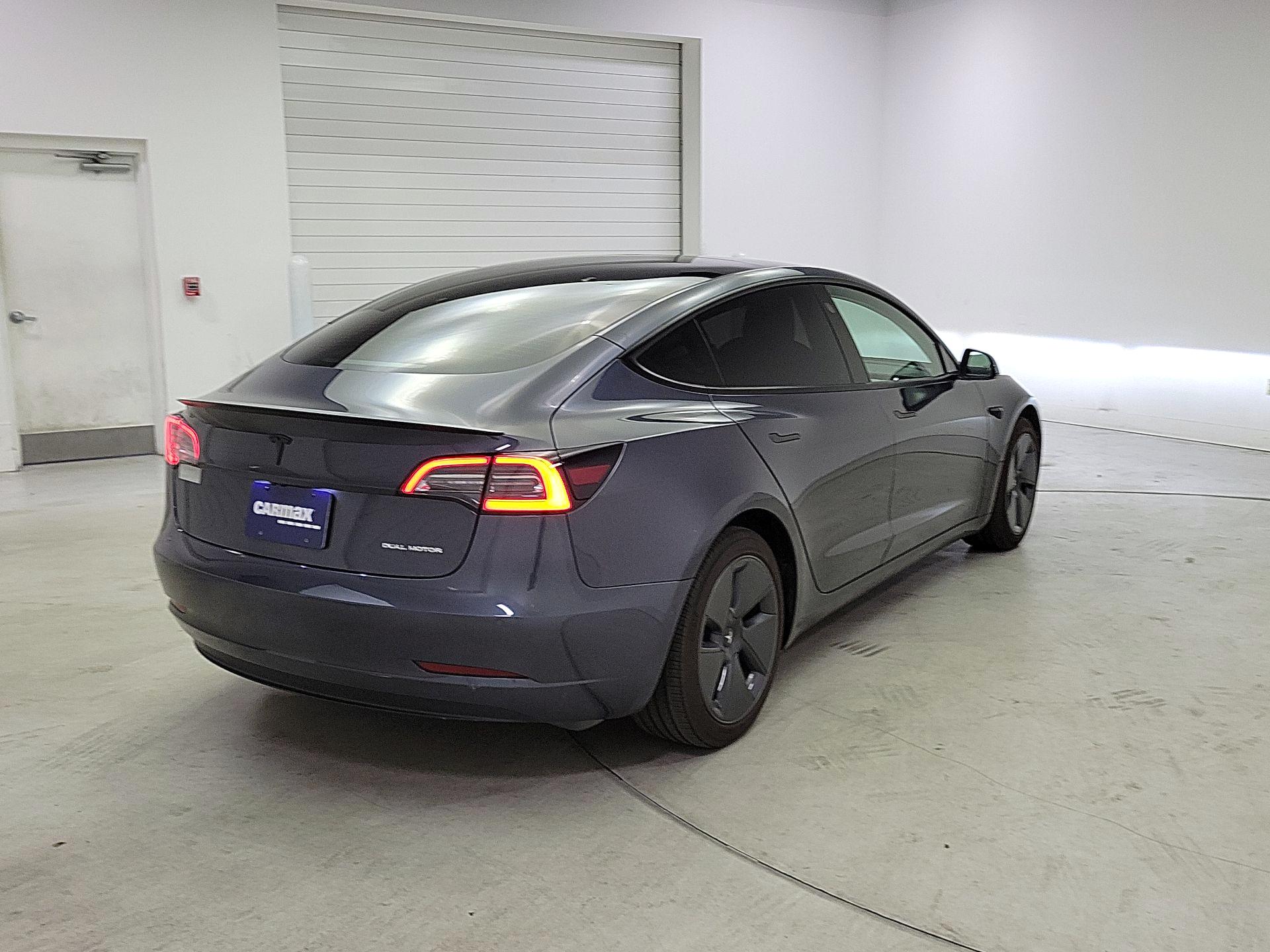 Thumbnail: 2022 Tesla Model 3 - 5