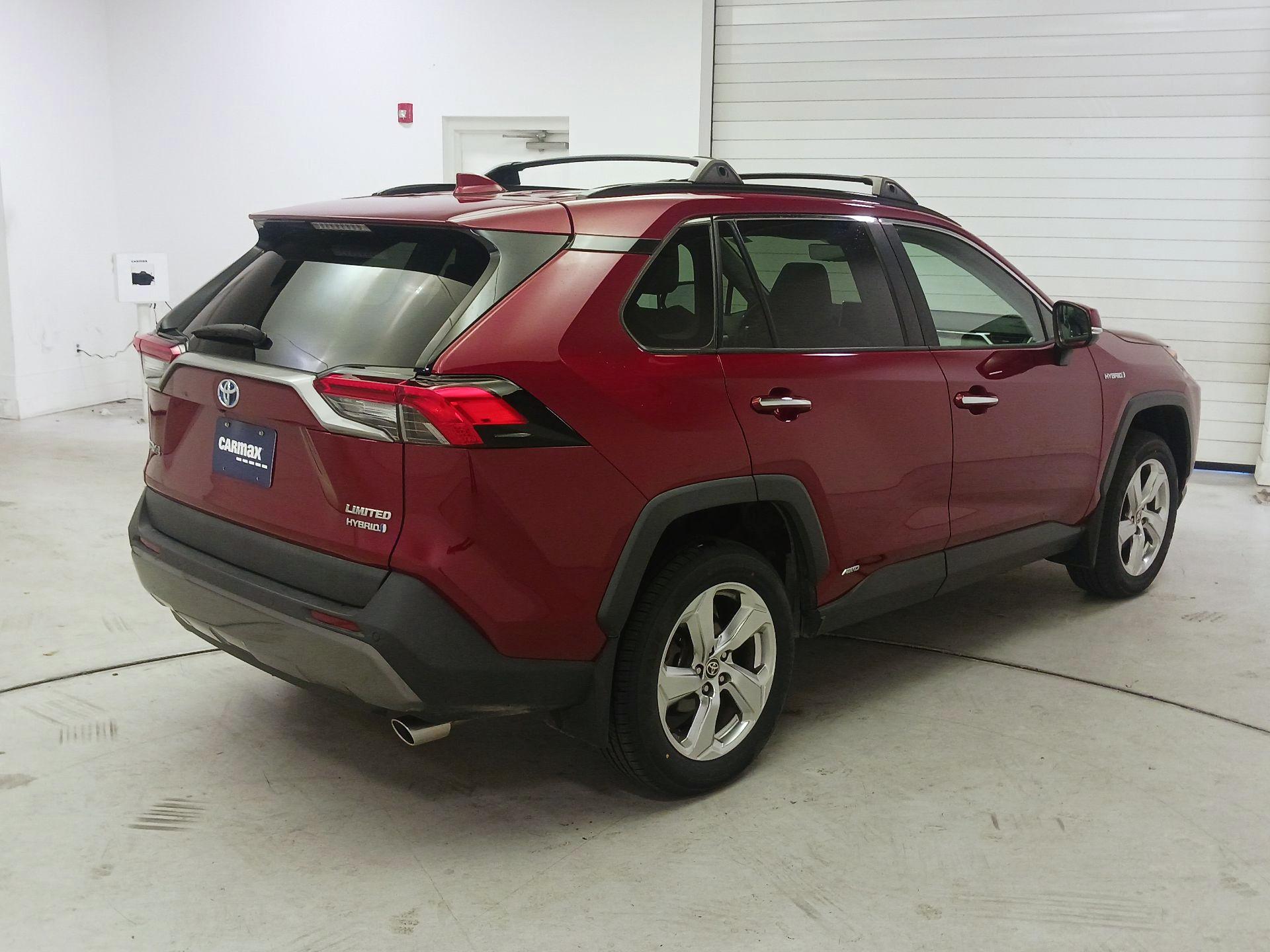 Thumbnail: 2021 Toyota RAV4 - 5