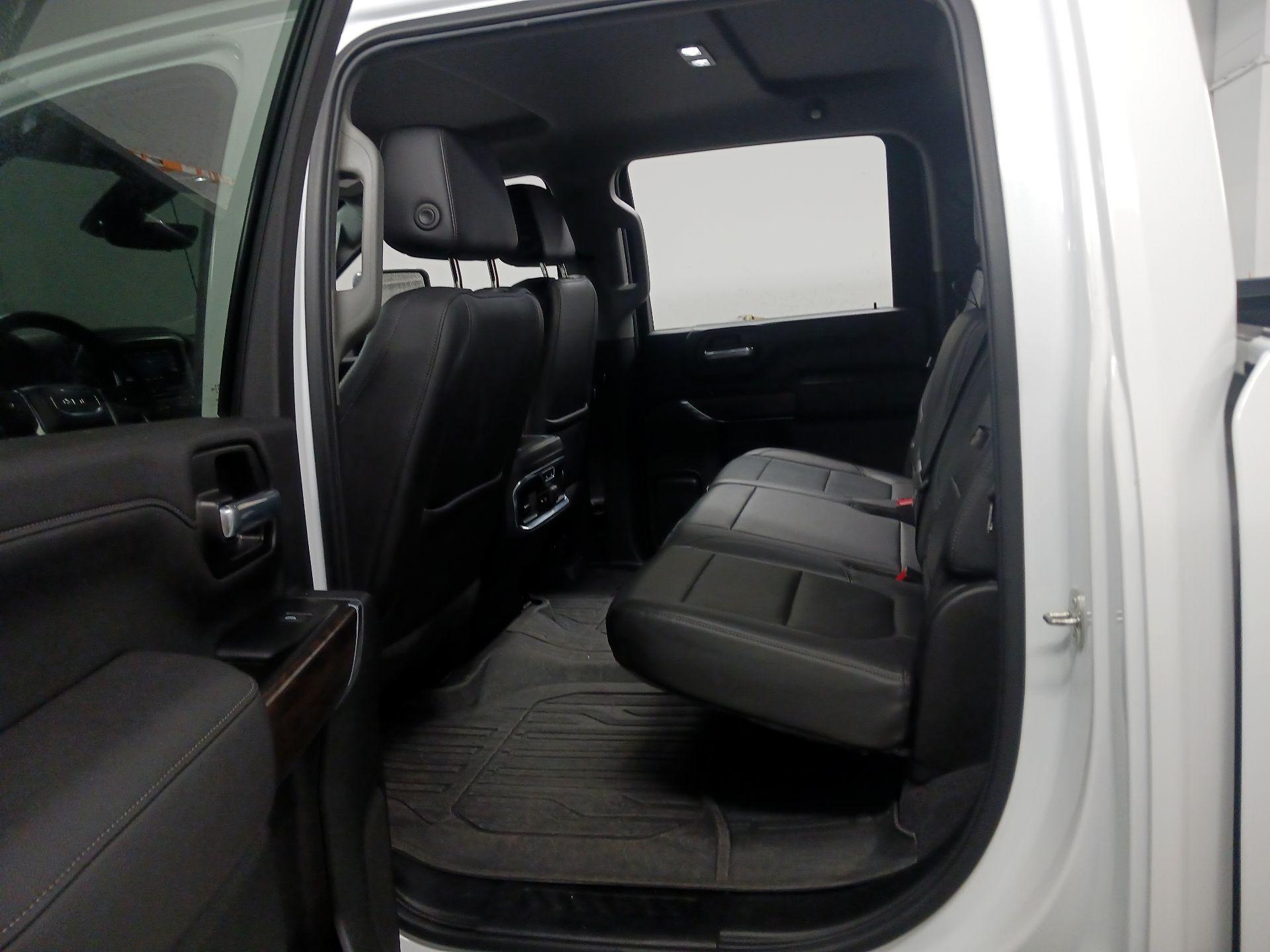 Thumbnail: 2020 GMC Sierra 2500 - 17