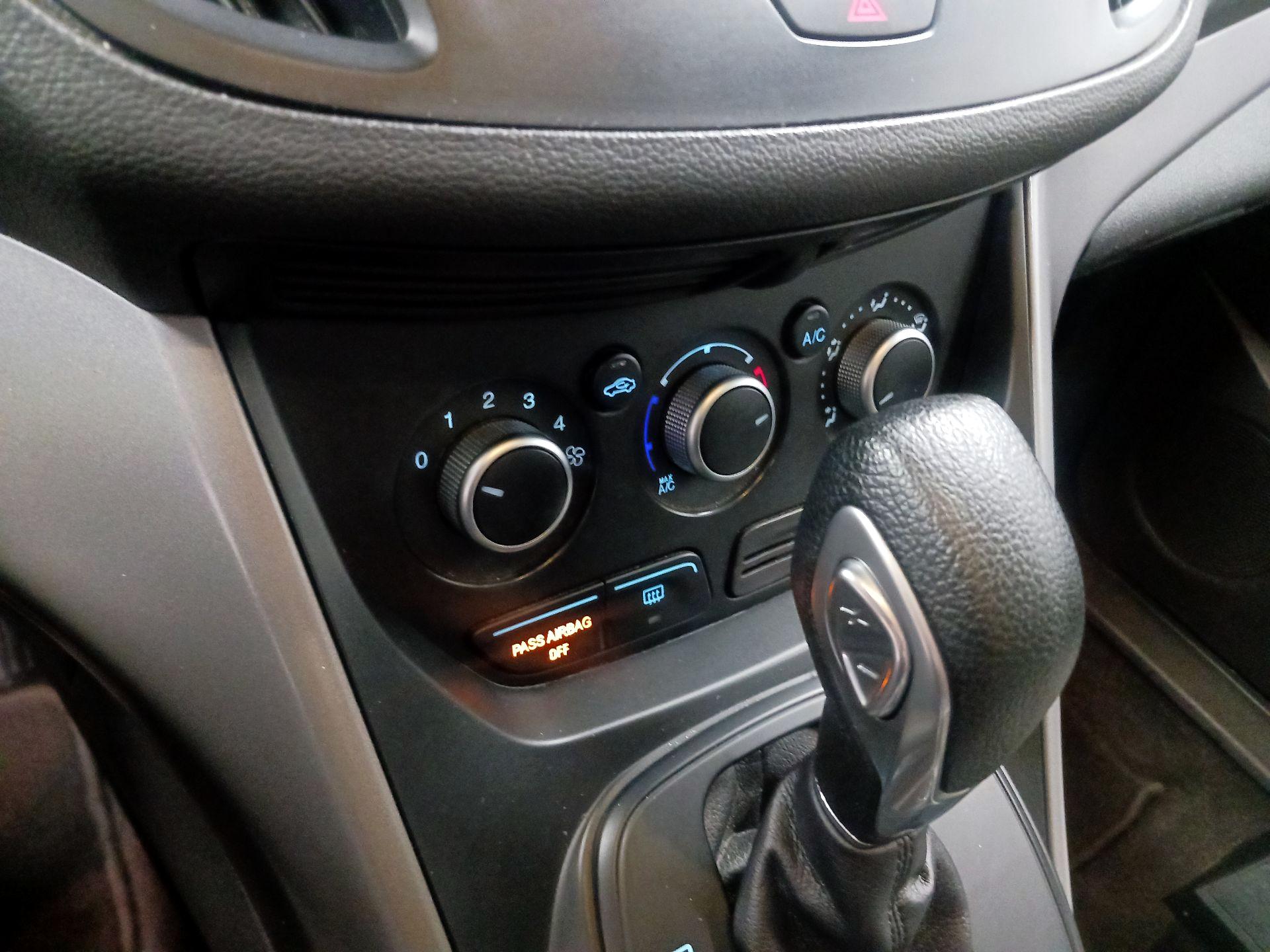 Thumbnail: 2016 Ford Escape - 12