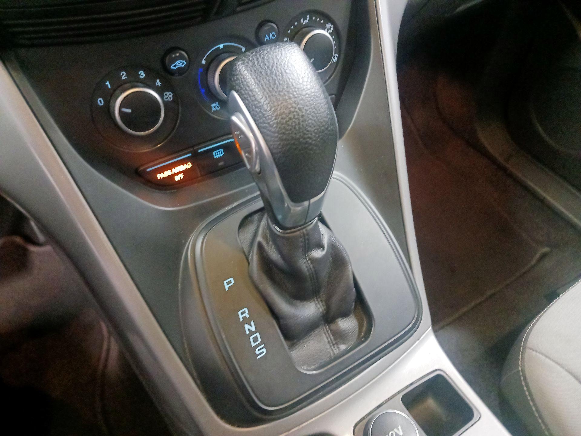 Thumbnail: 2016 Ford Escape - 13