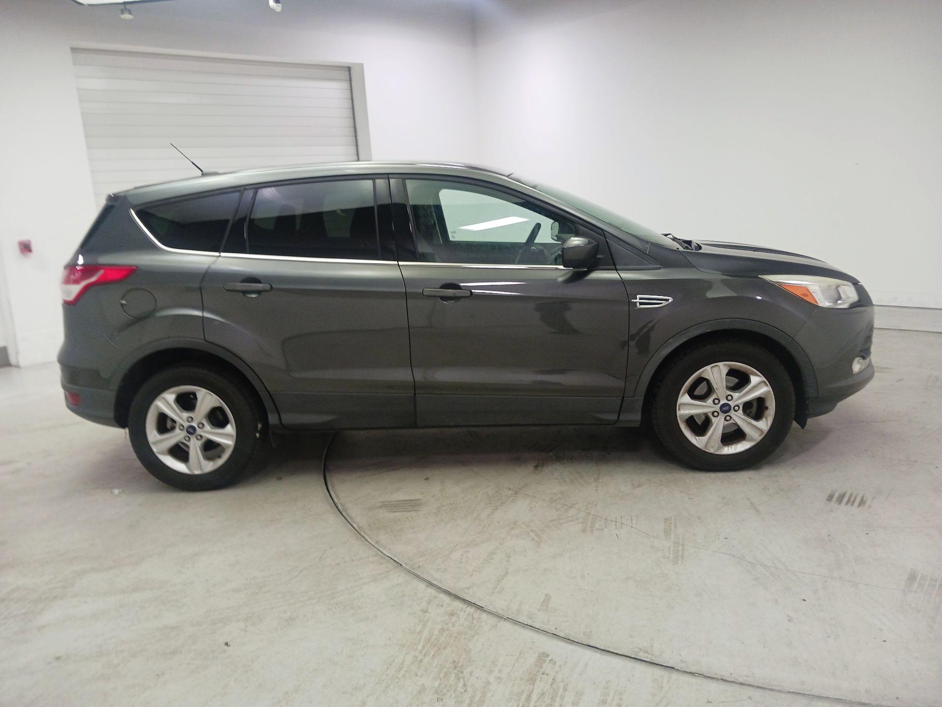 Thumbnail: 2016 Ford Escape - 4