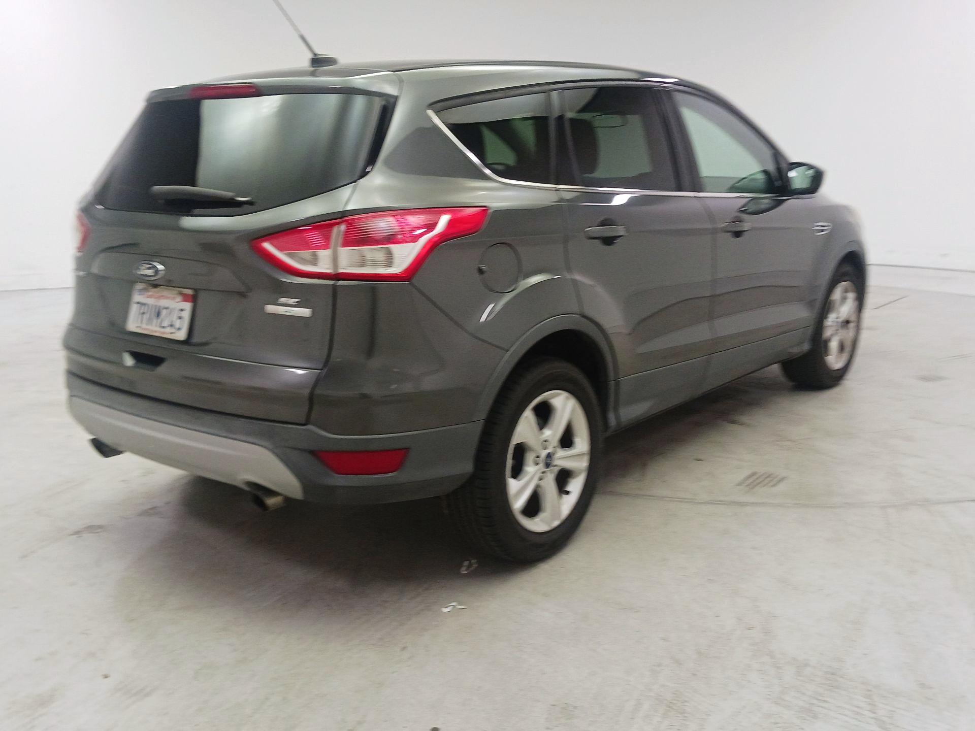 Thumbnail: 2016 Ford Escape - 5