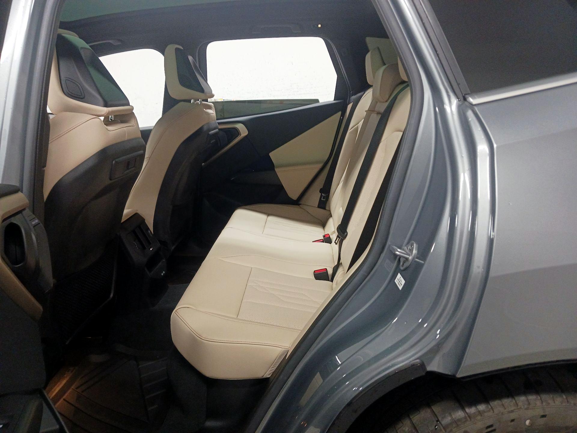 Thumbnail: 2025 BMW X3 - 18