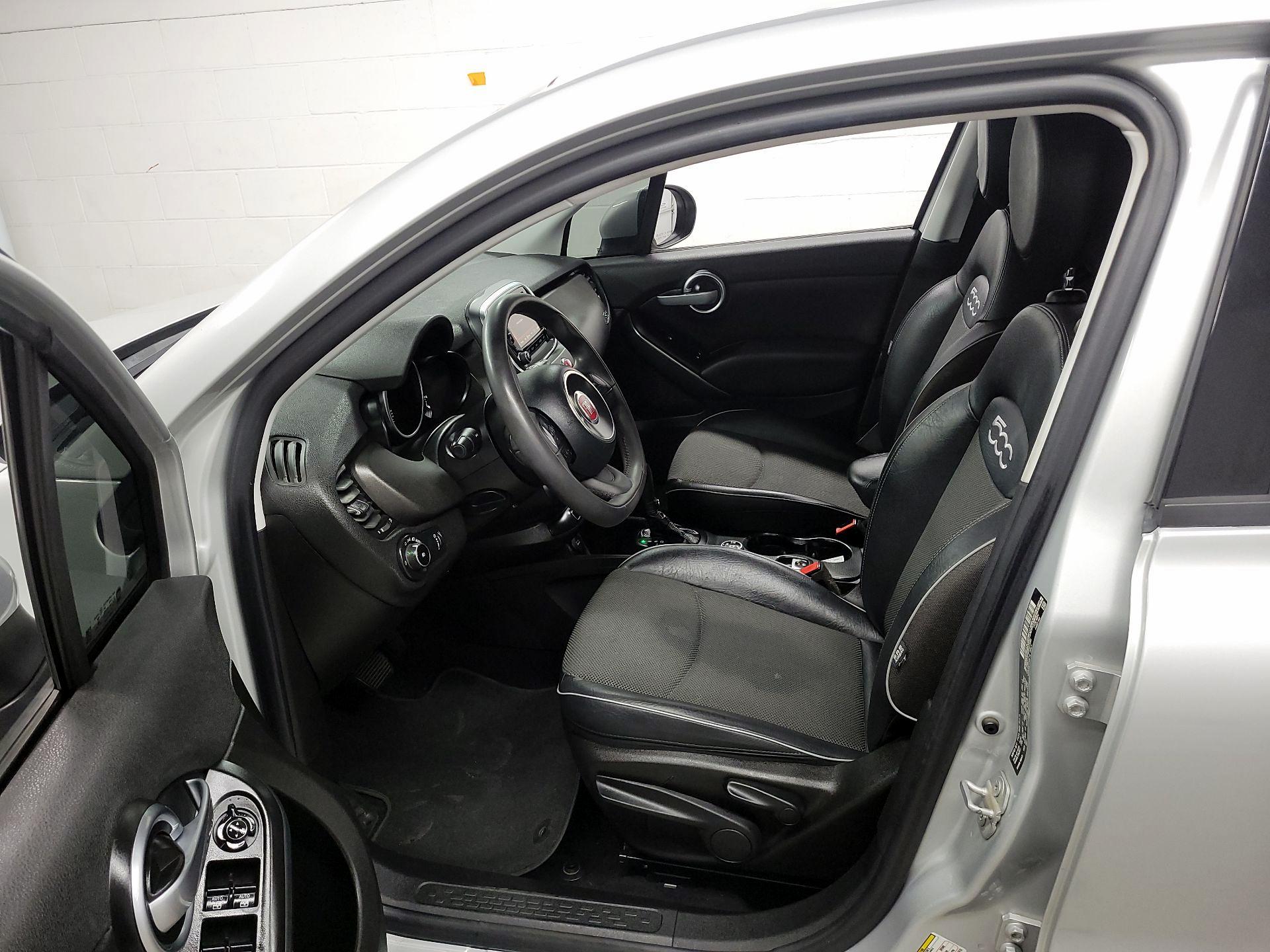 Thumbnail: 2016 Fiat 500X - 11